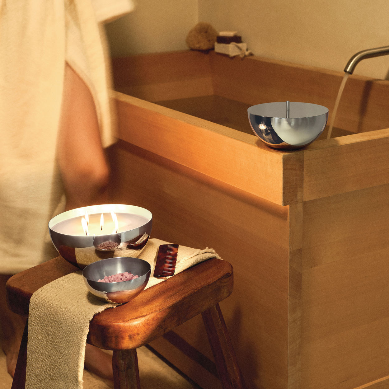 Duftwachs für die Kerze ROCC - AMBER mit Noten von Honig, Tonkabohne und Gewürzen