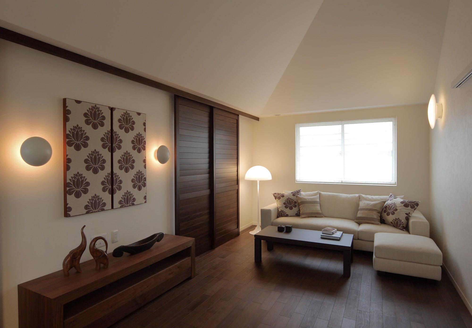 Lampa ścienna PH HAT biały