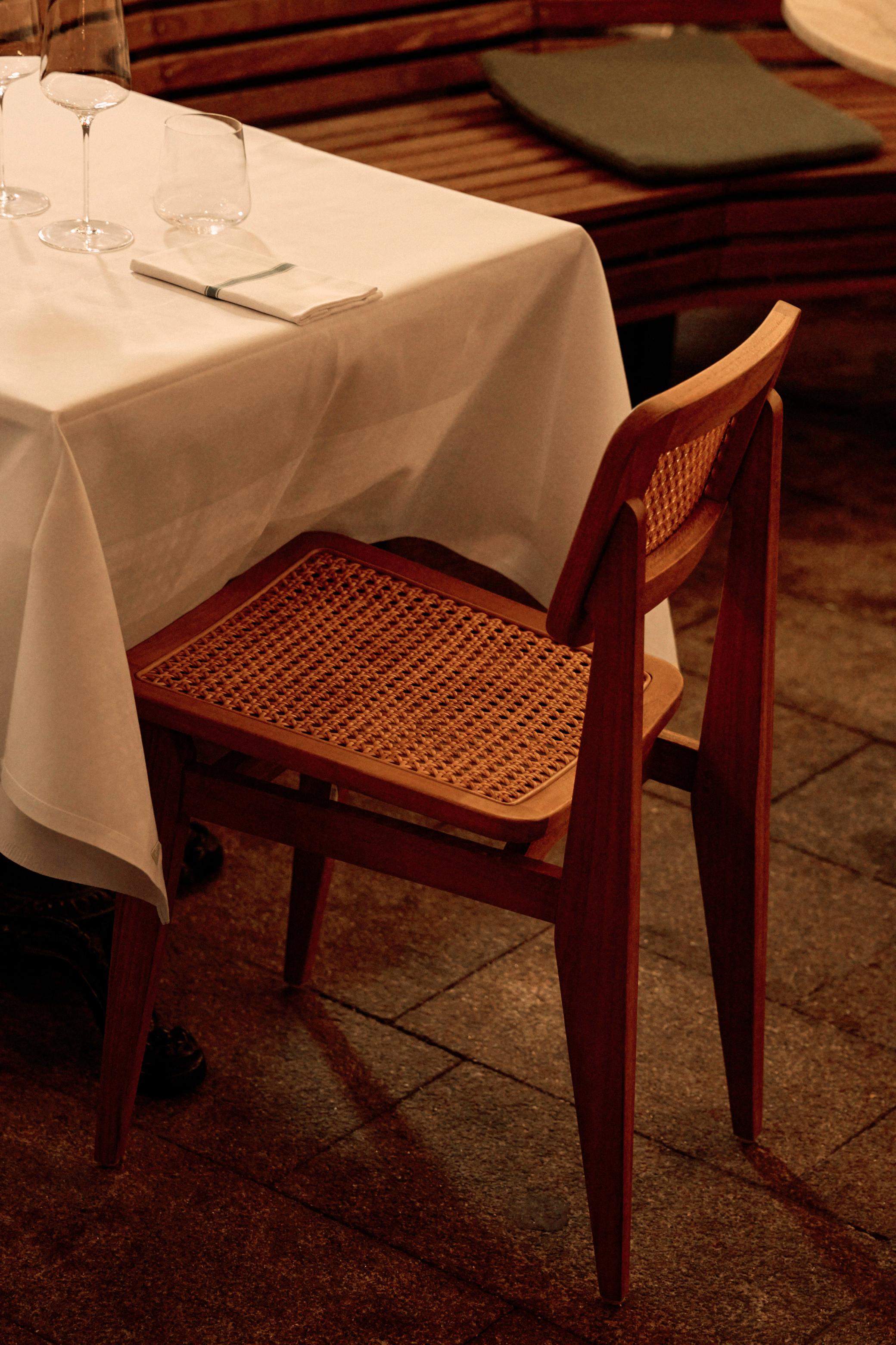 Gartenstuhl C-CHAIR aus Teakholz mit Geflecht