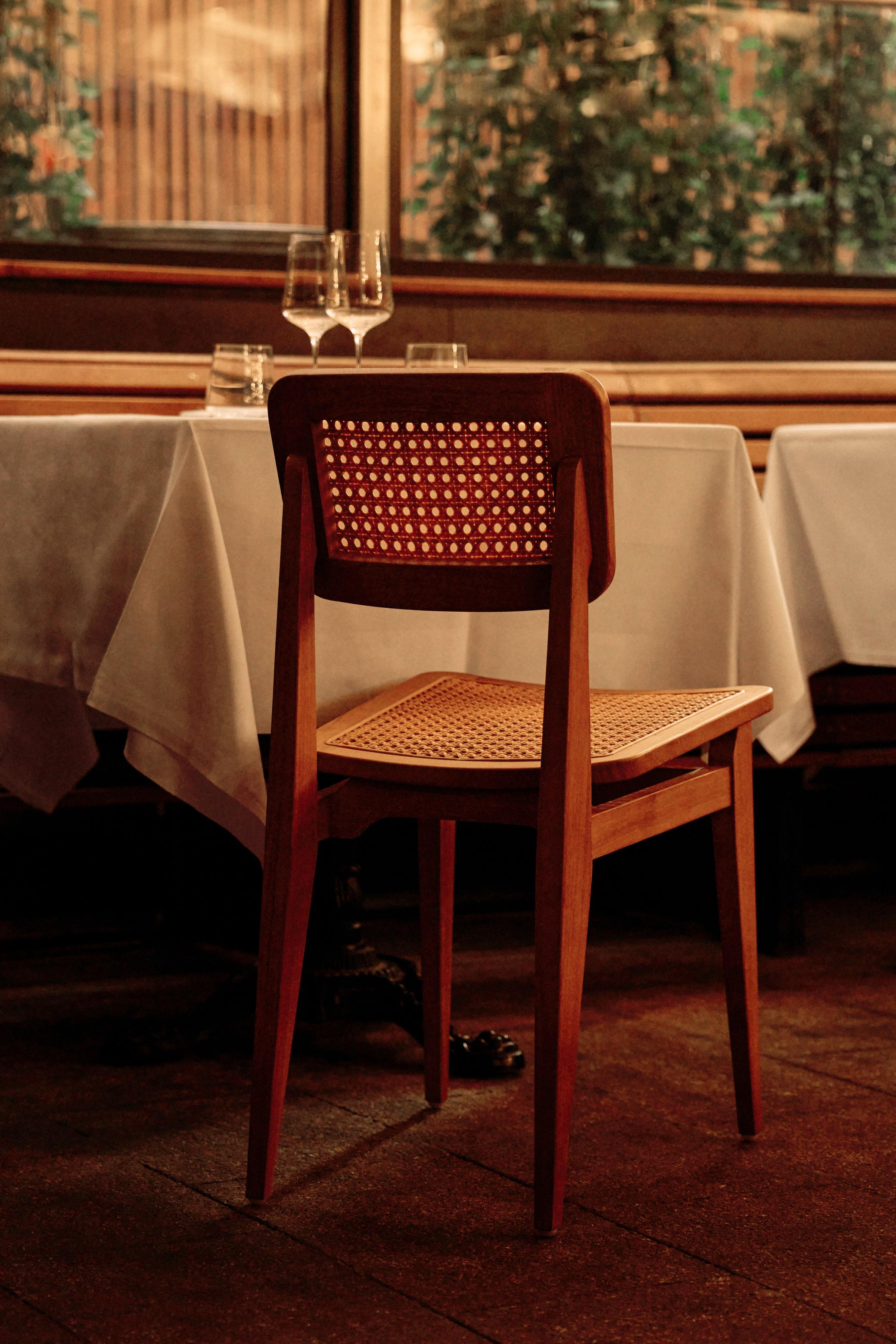 Gartenstuhl C-CHAIR aus Teakholz mit Geflecht