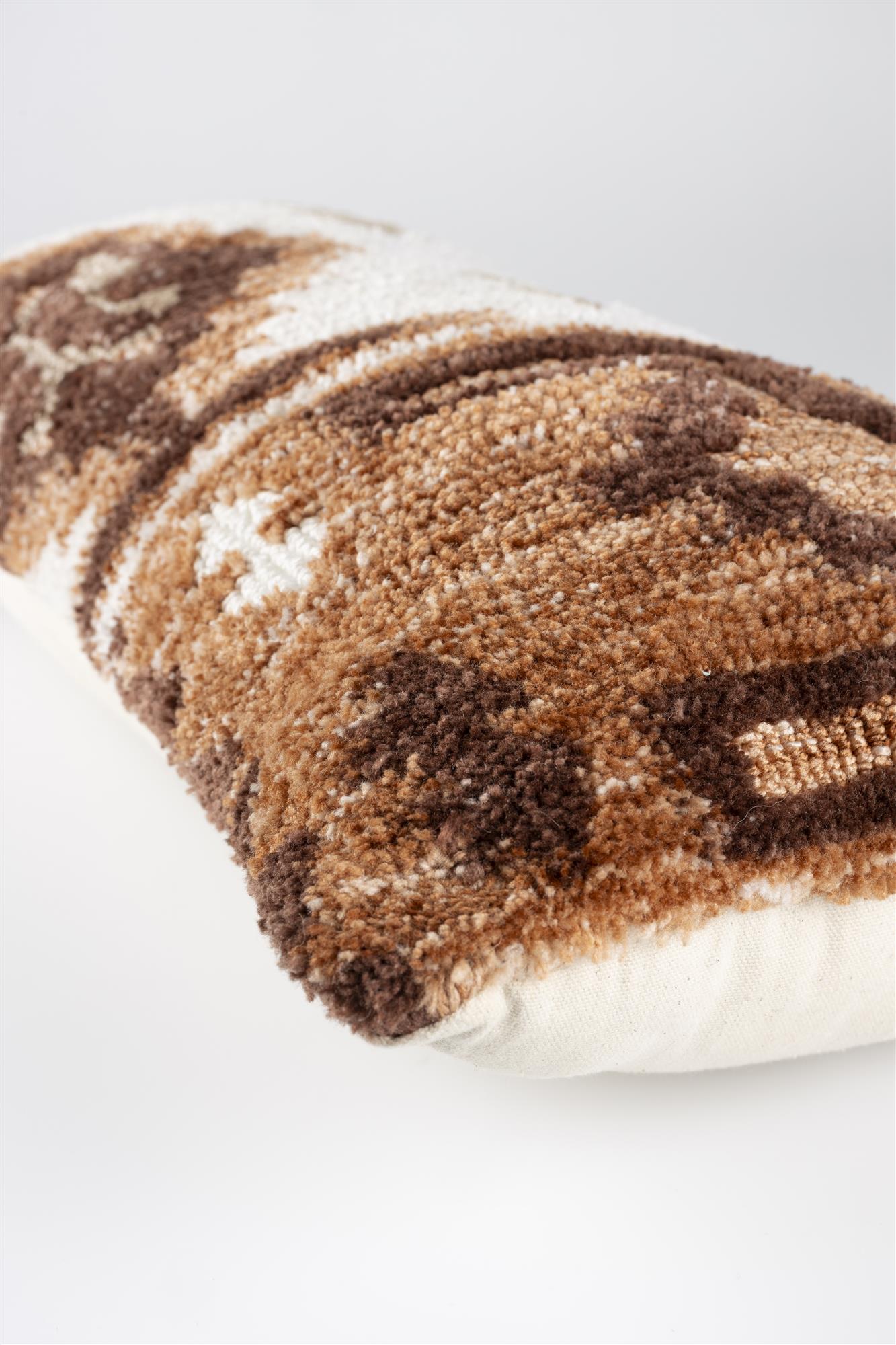 Maron brown pillow with beige