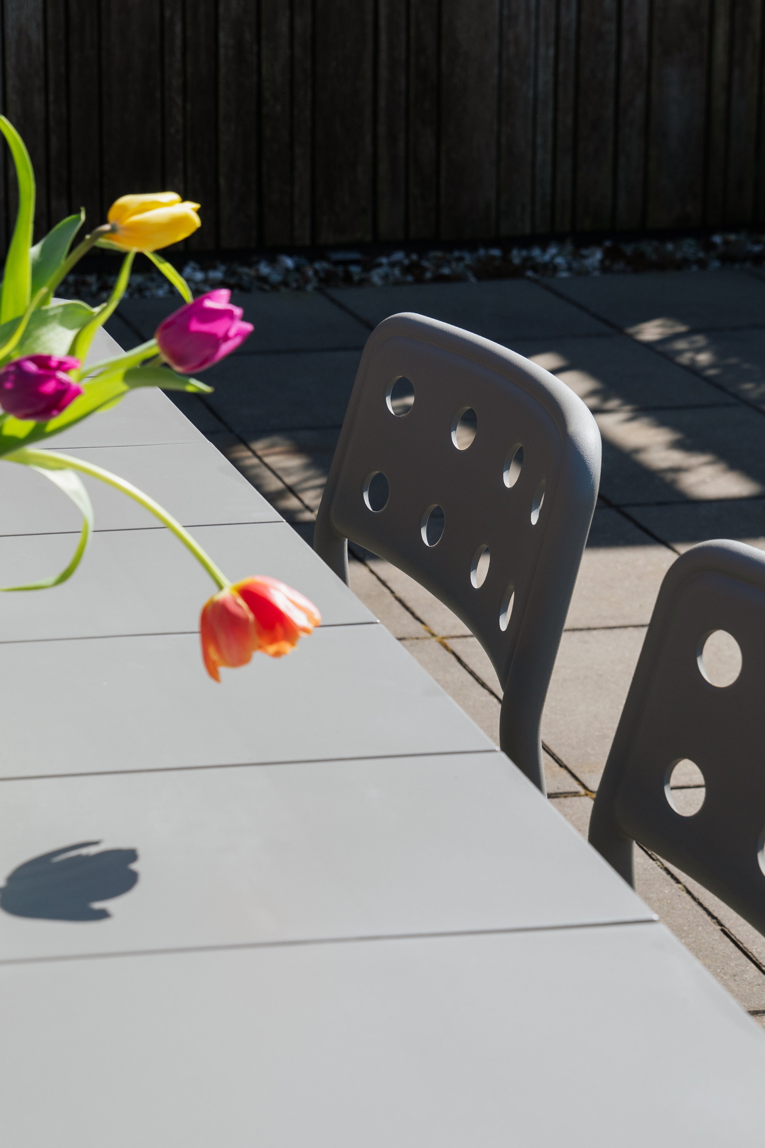 ALBAN gray garden table