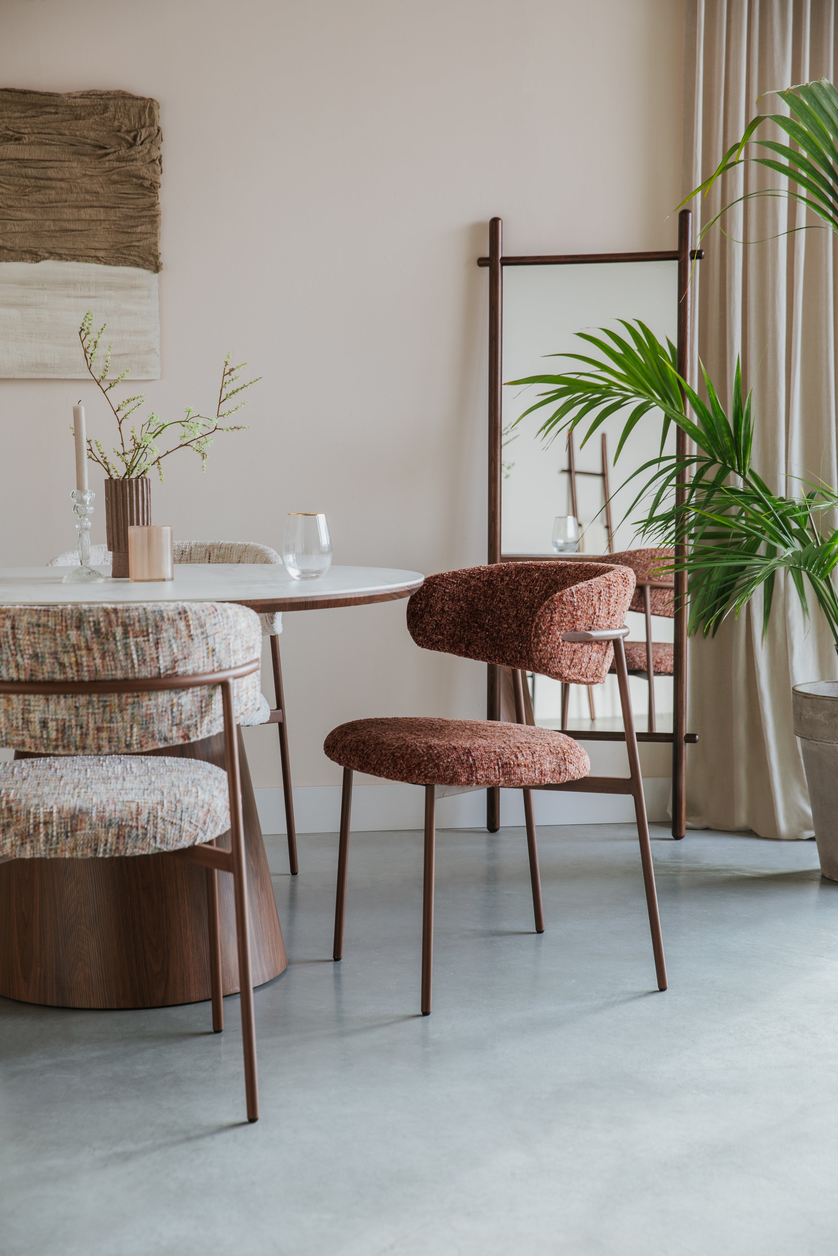 Stuhl CLAES beige Melange mit braunem Gestell