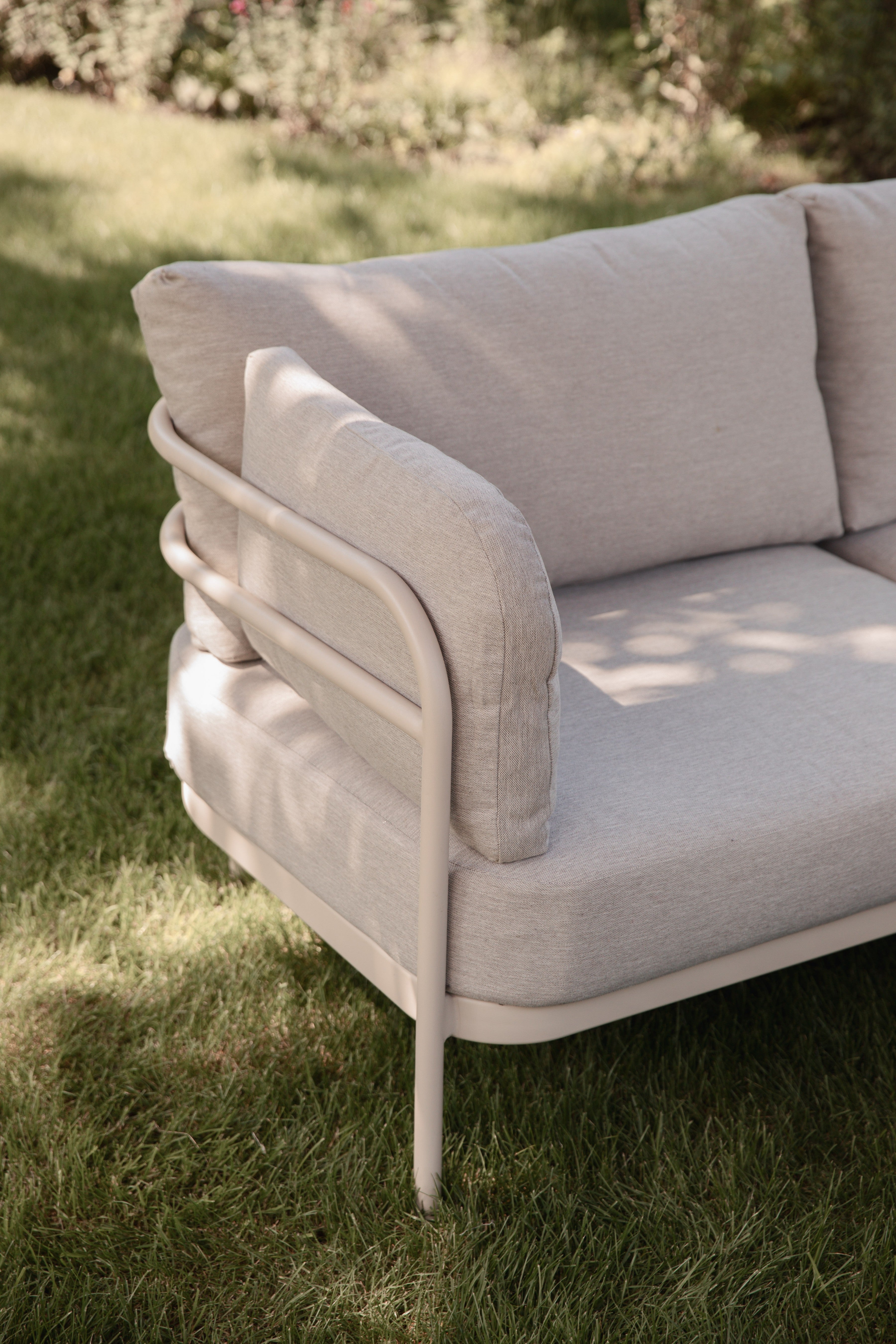 VISTA Beige Garden Set
