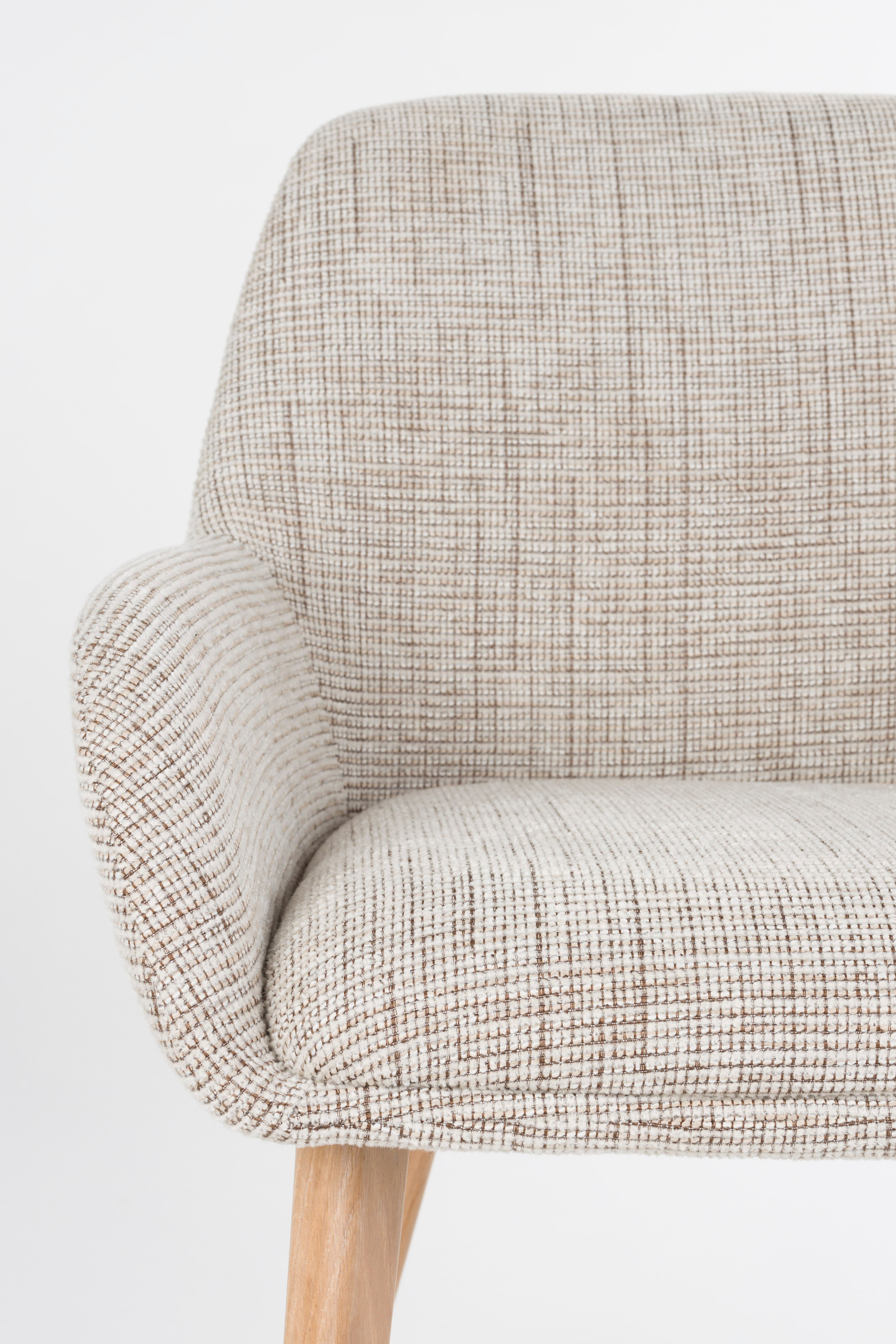 LOUA Chair Beige with Wooden Base