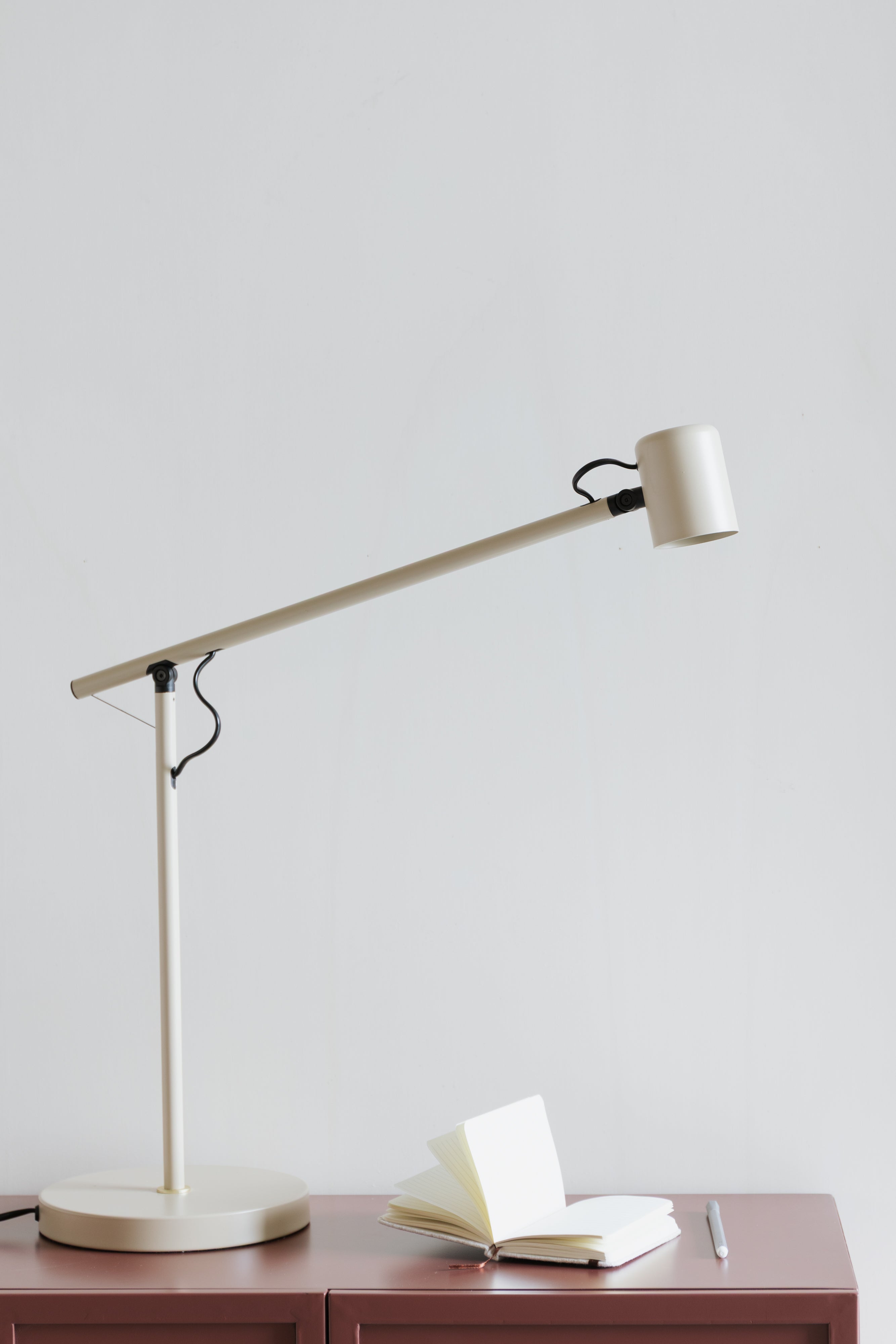 Tischlampe AERO beige