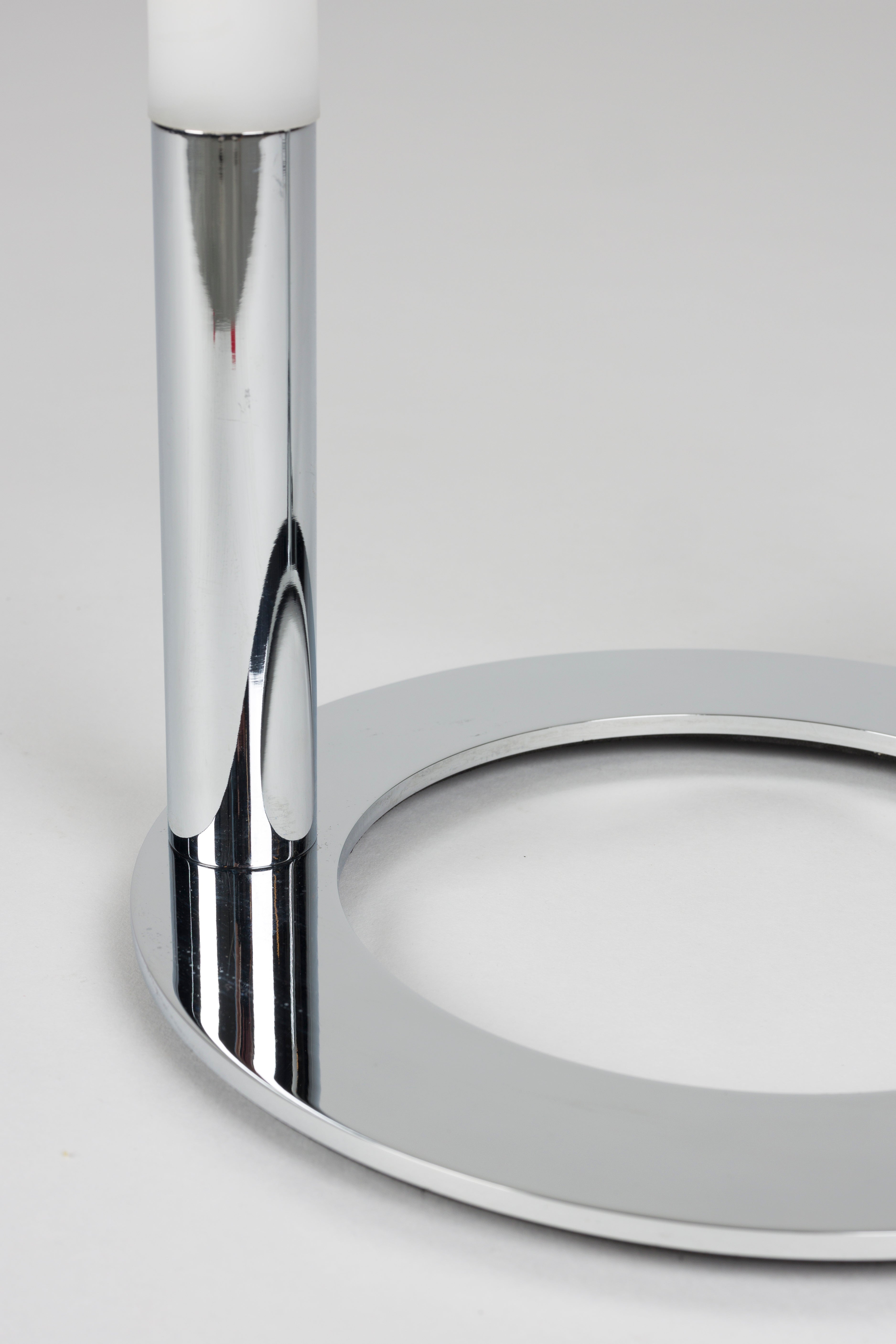 Lampa stołowa ARCH srebrny