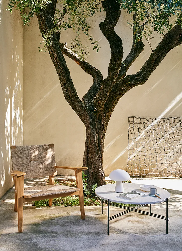 Outdoor coffee table TS travertine with black base