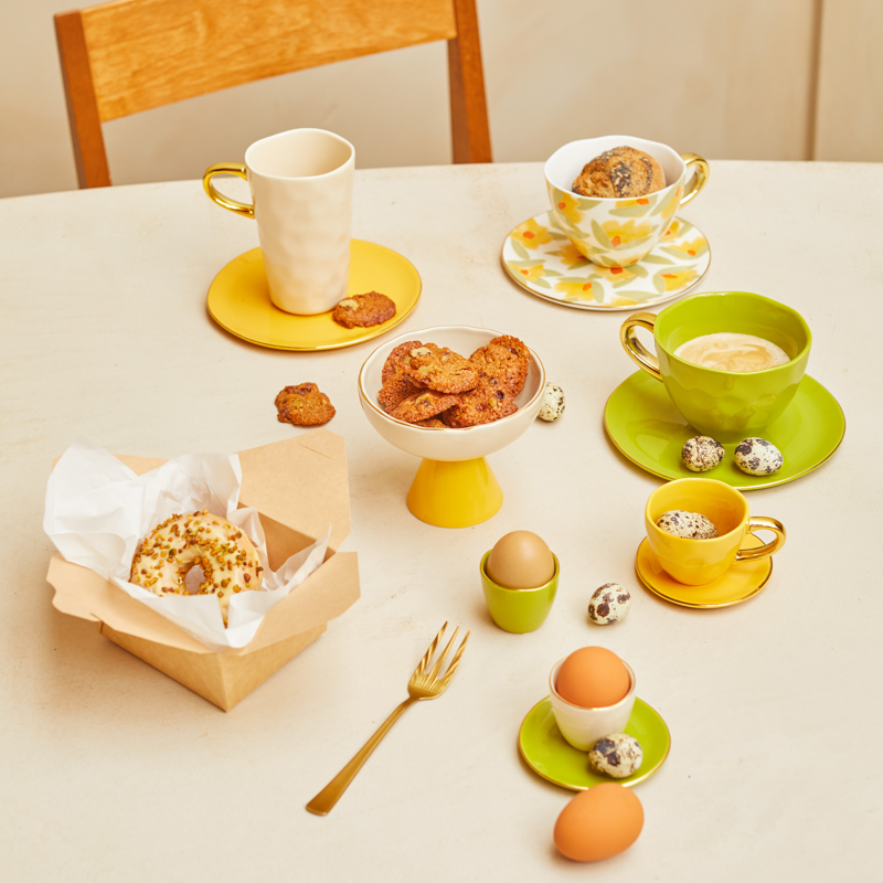 GOOD MORNING green cappuccino cup with gold
