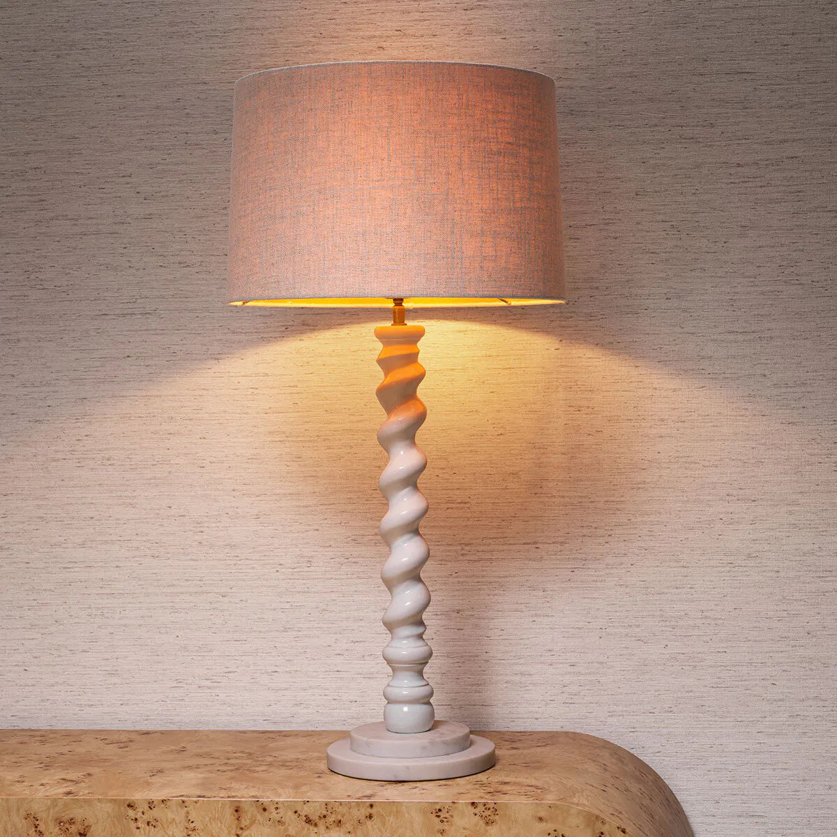 Tischlampe MASSIMO creme mit weißem Fuß