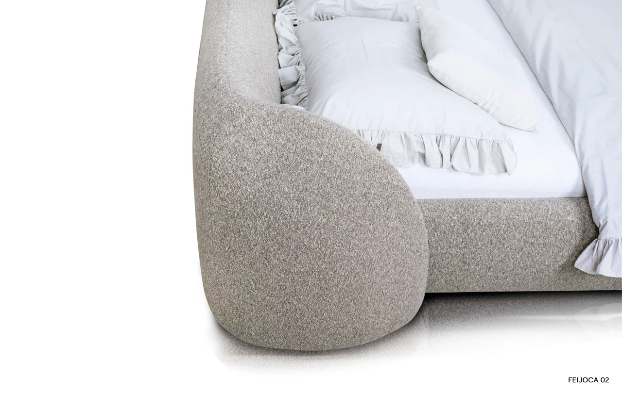 Dumbo upholstered bed [Julia] [Amelia spr]