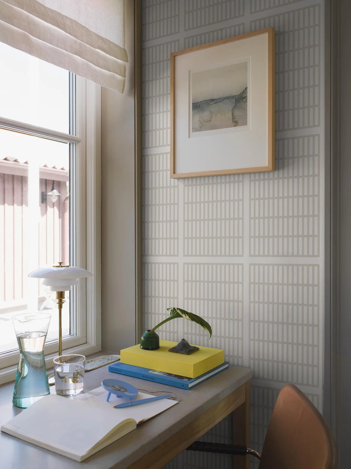 Tapete mit geometrischem Muster ALVAR AALTO 14/6 weiß mit grau