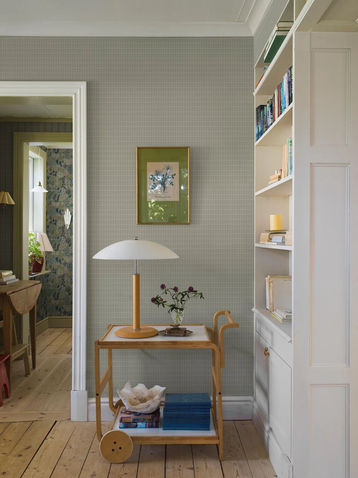 Tapete mit geometrischem Karomuster ALVAR AALTO M.I.T grün