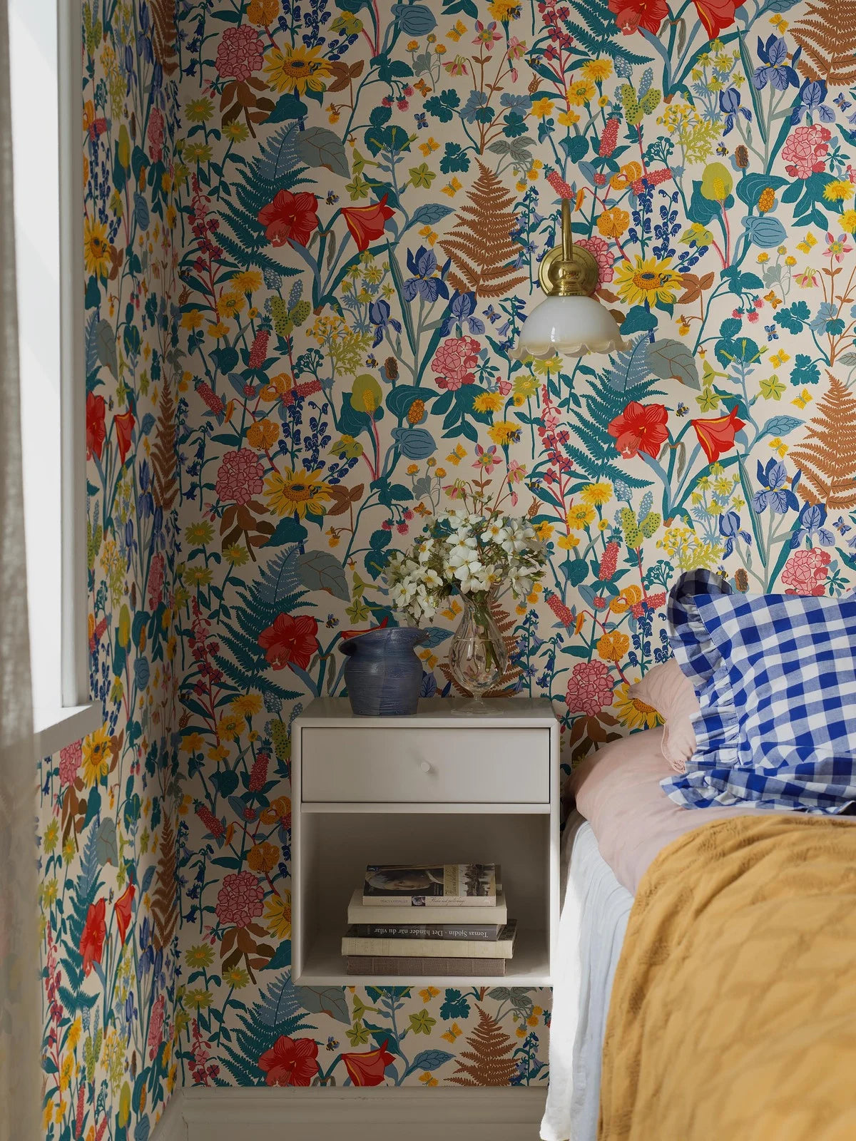 Tapete mit Pflanzenmotiv STUGRABATT beige mit Blau