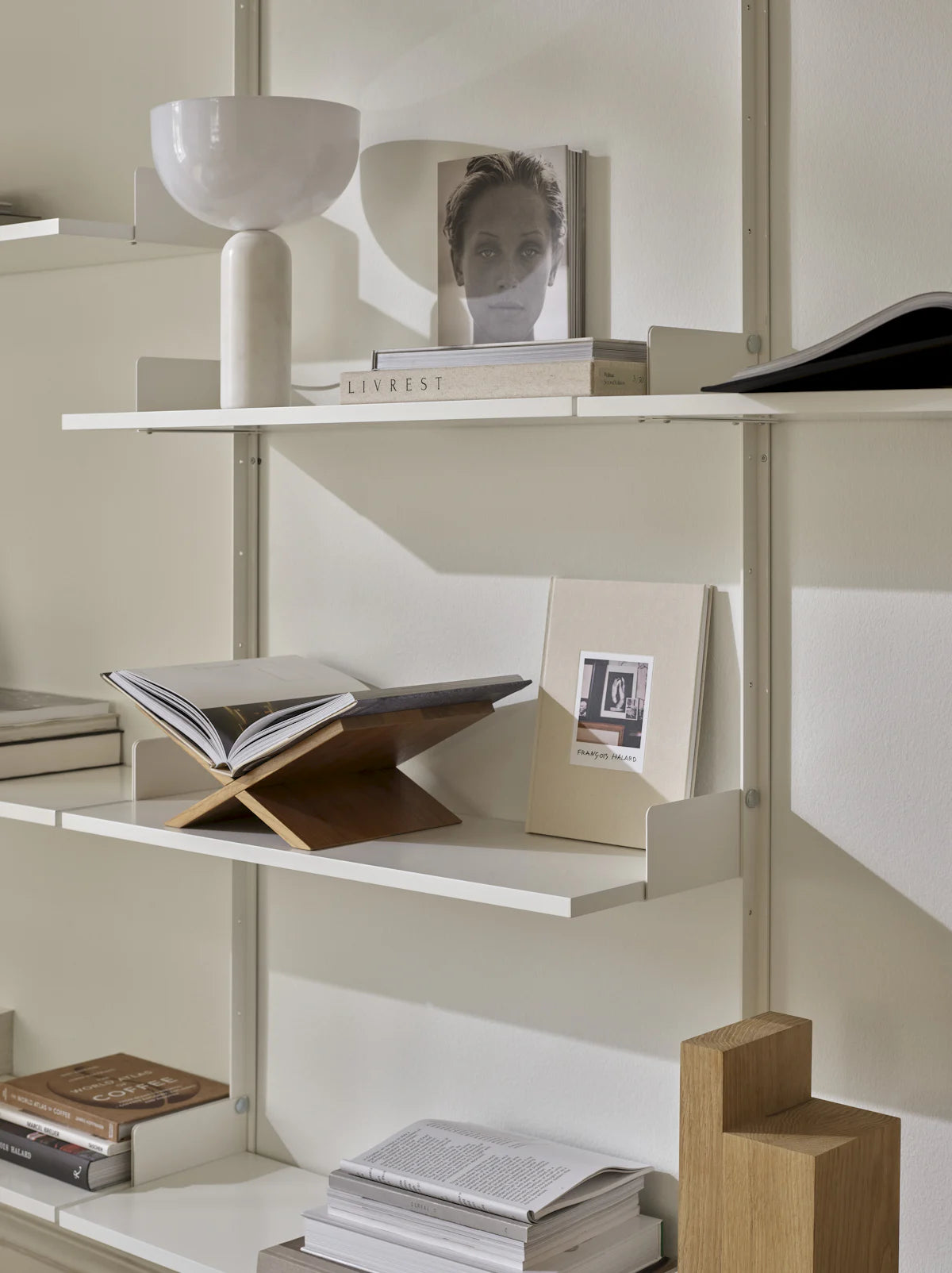 Kizu White Marmor Tischlampe