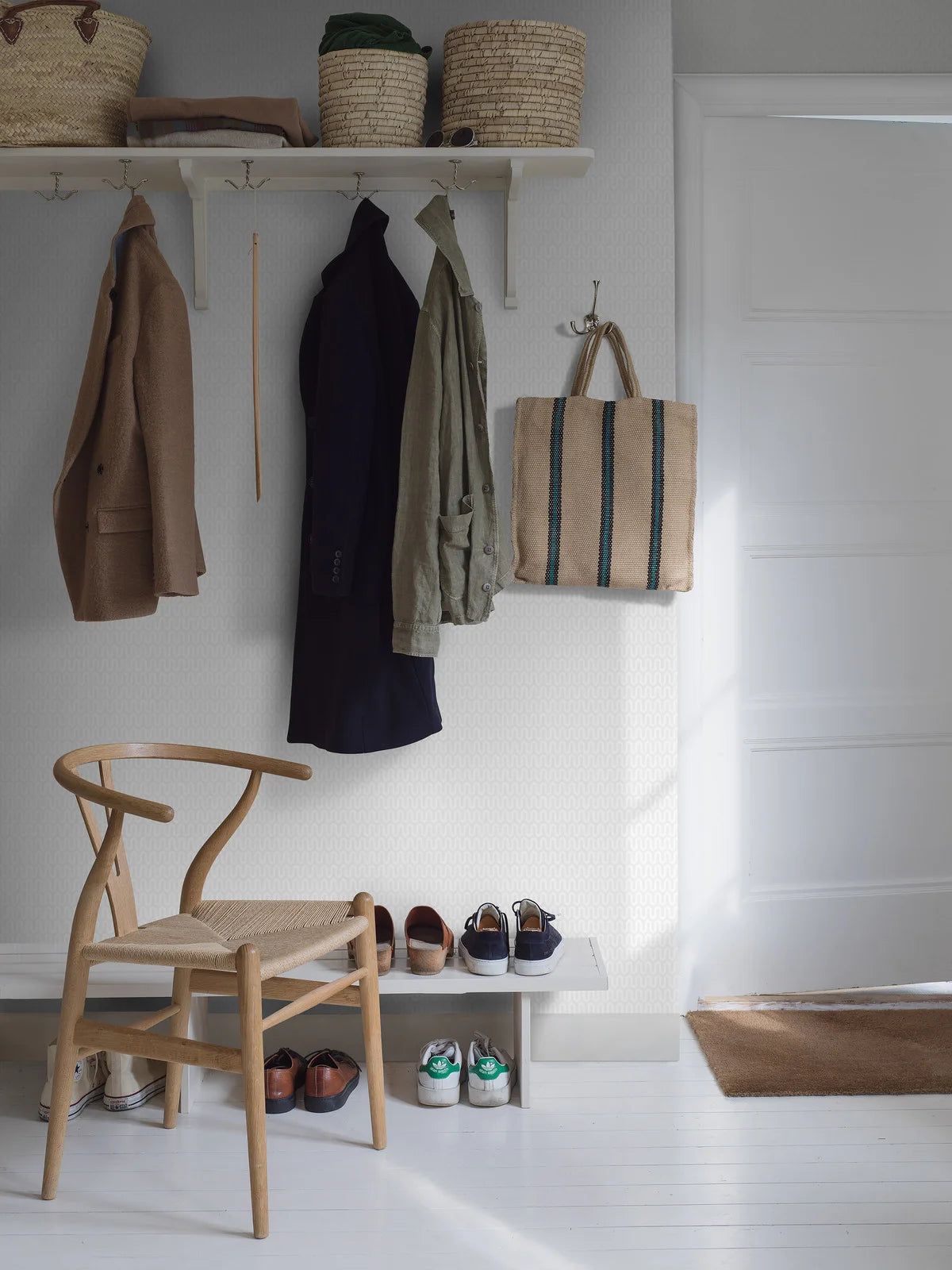 Vlies-Tapete mit geometrischem Muster YPSILON gebrochenes Weiß