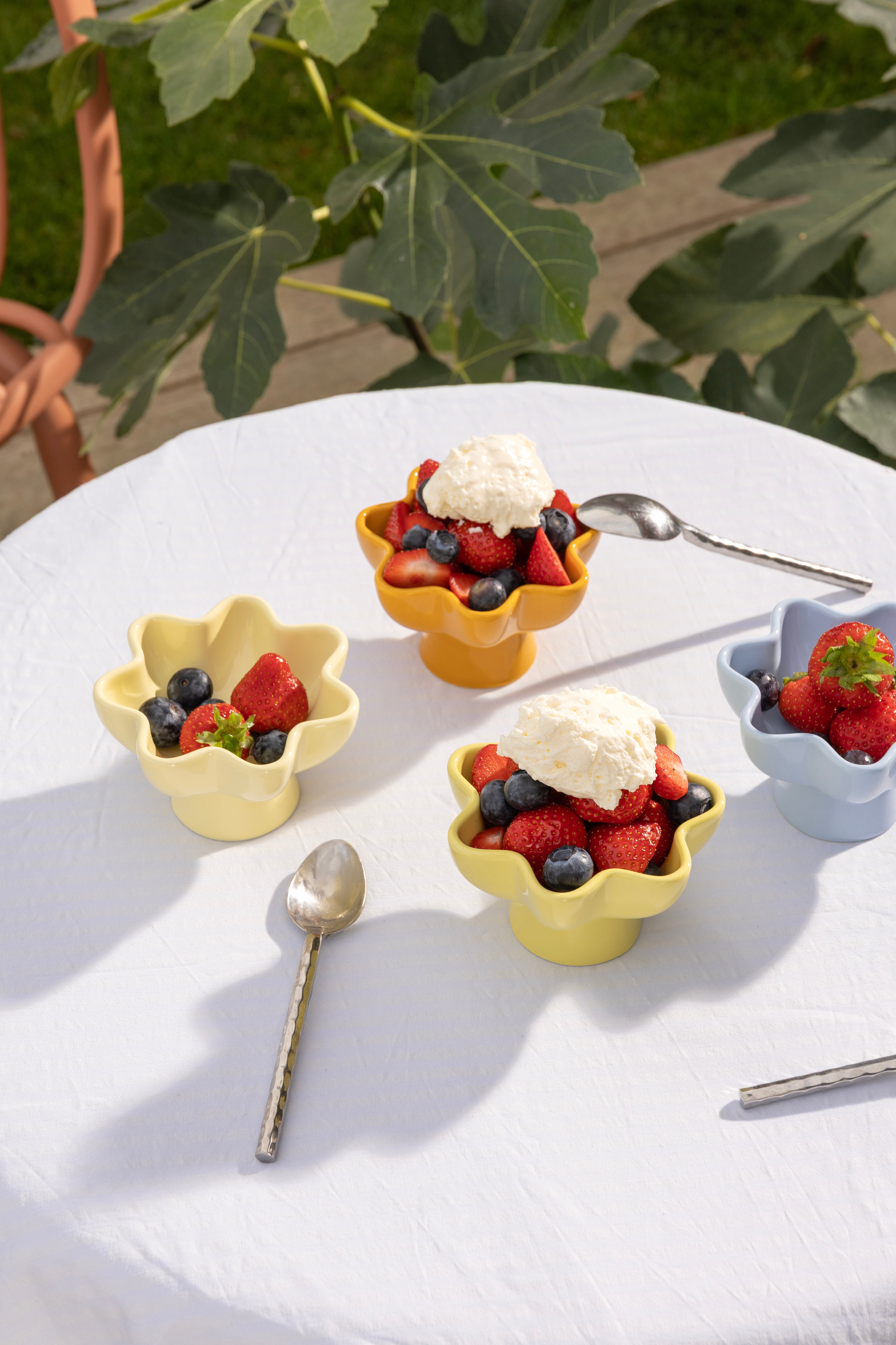 Set von Schalen SUN farbige Porzellan