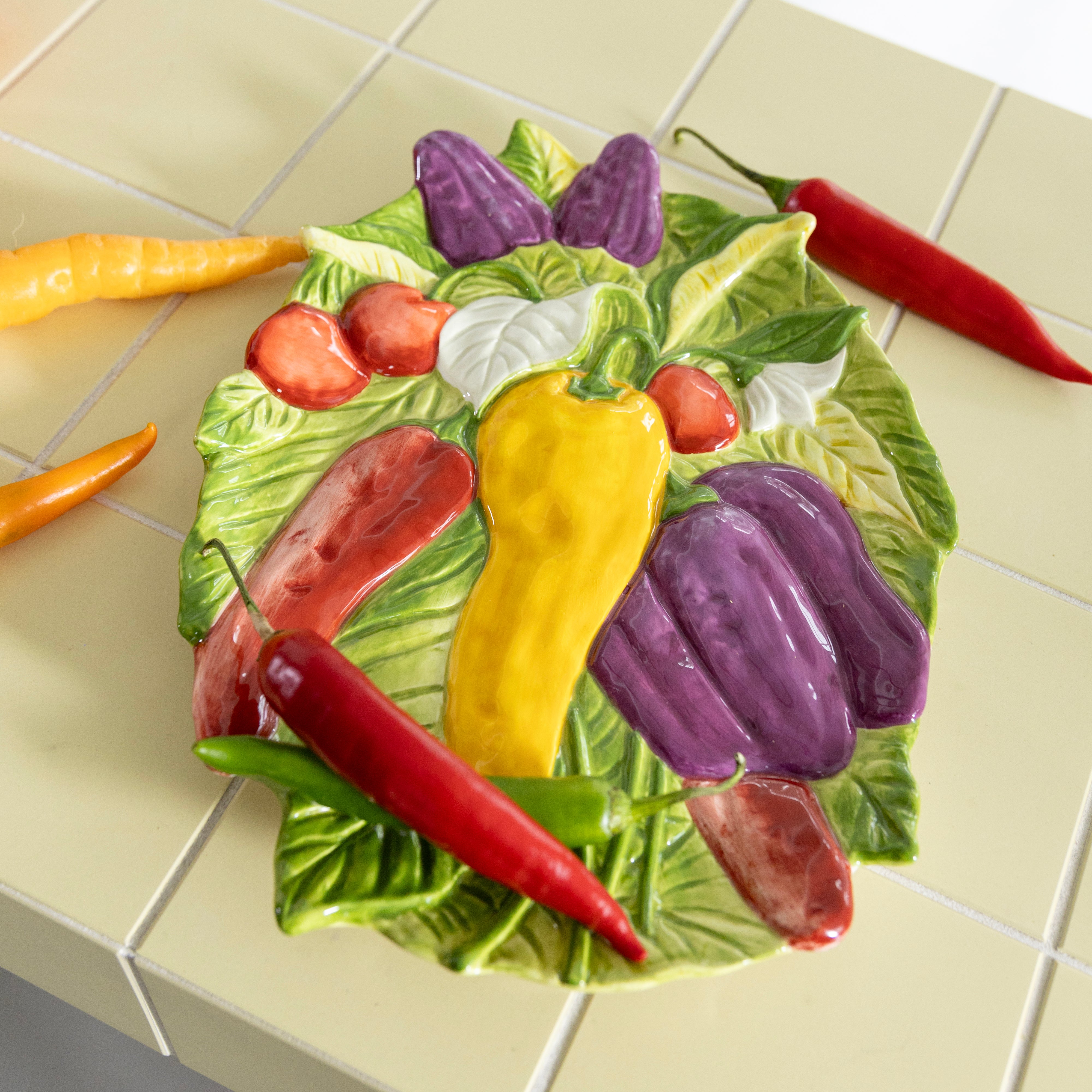 Servierplatte LEGUME PEPPER grün mit gelb und rot