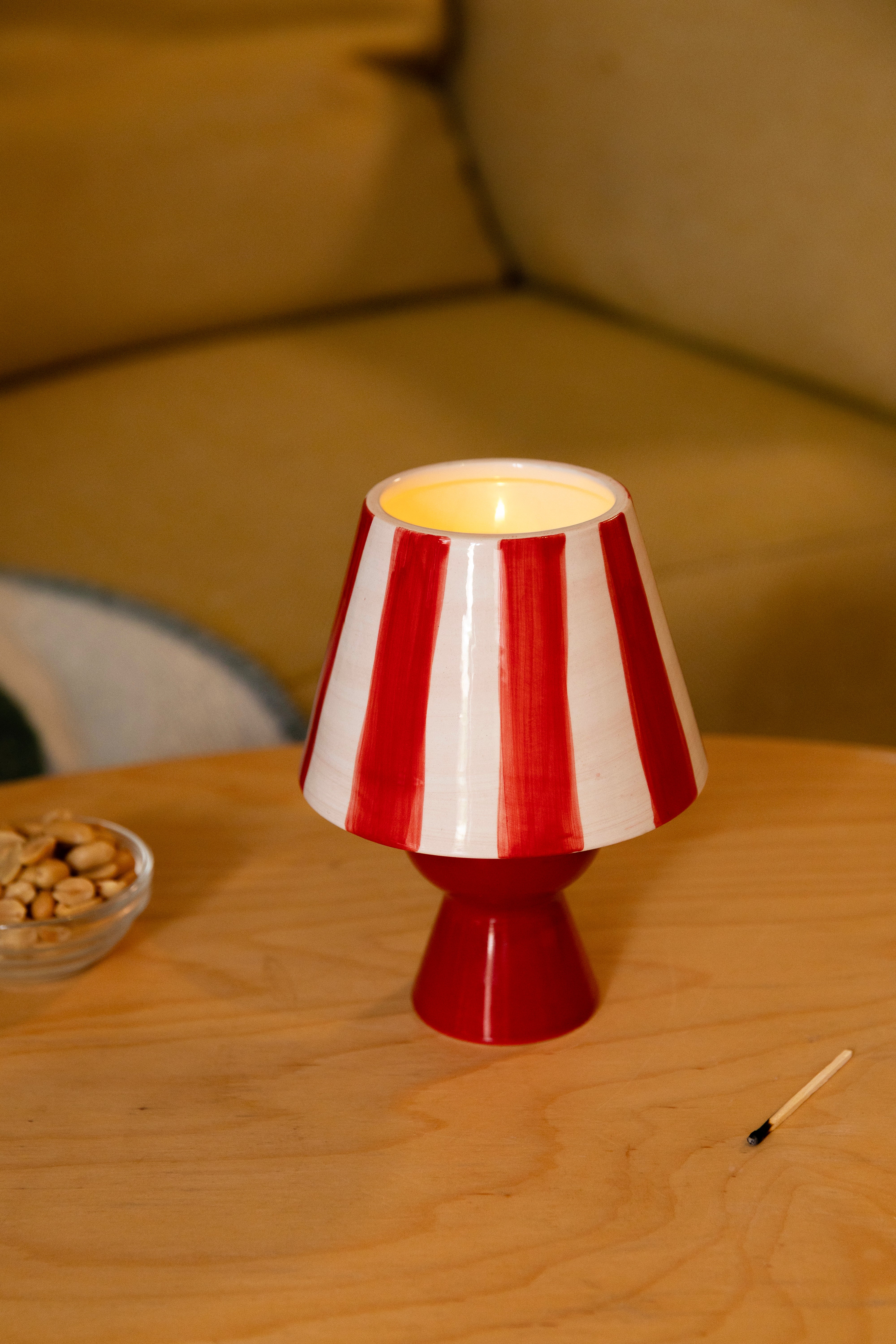 CANTINE red tealight holder with white