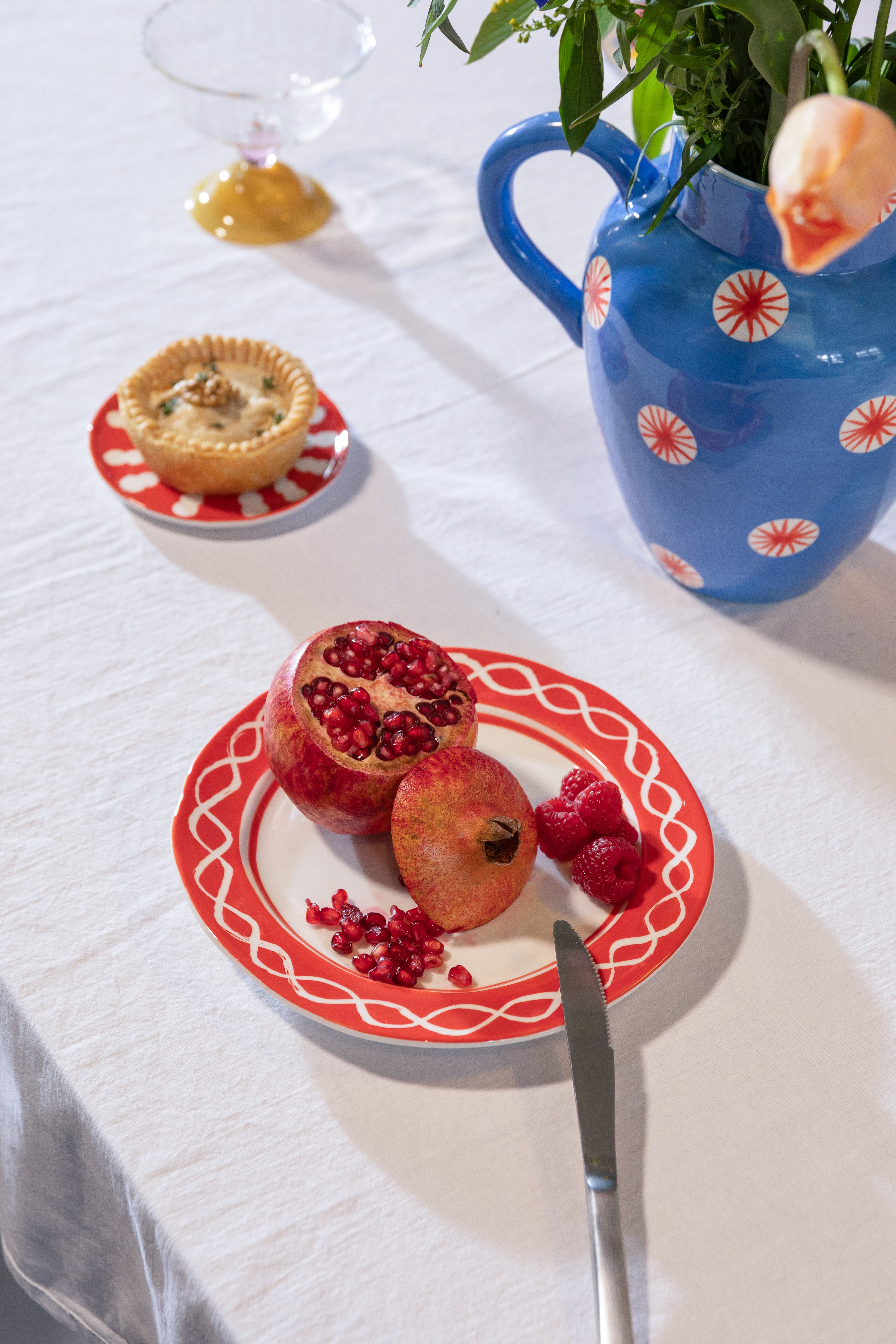 Frühstücksteller-Set FESTIVO rot-weiße Porzellan