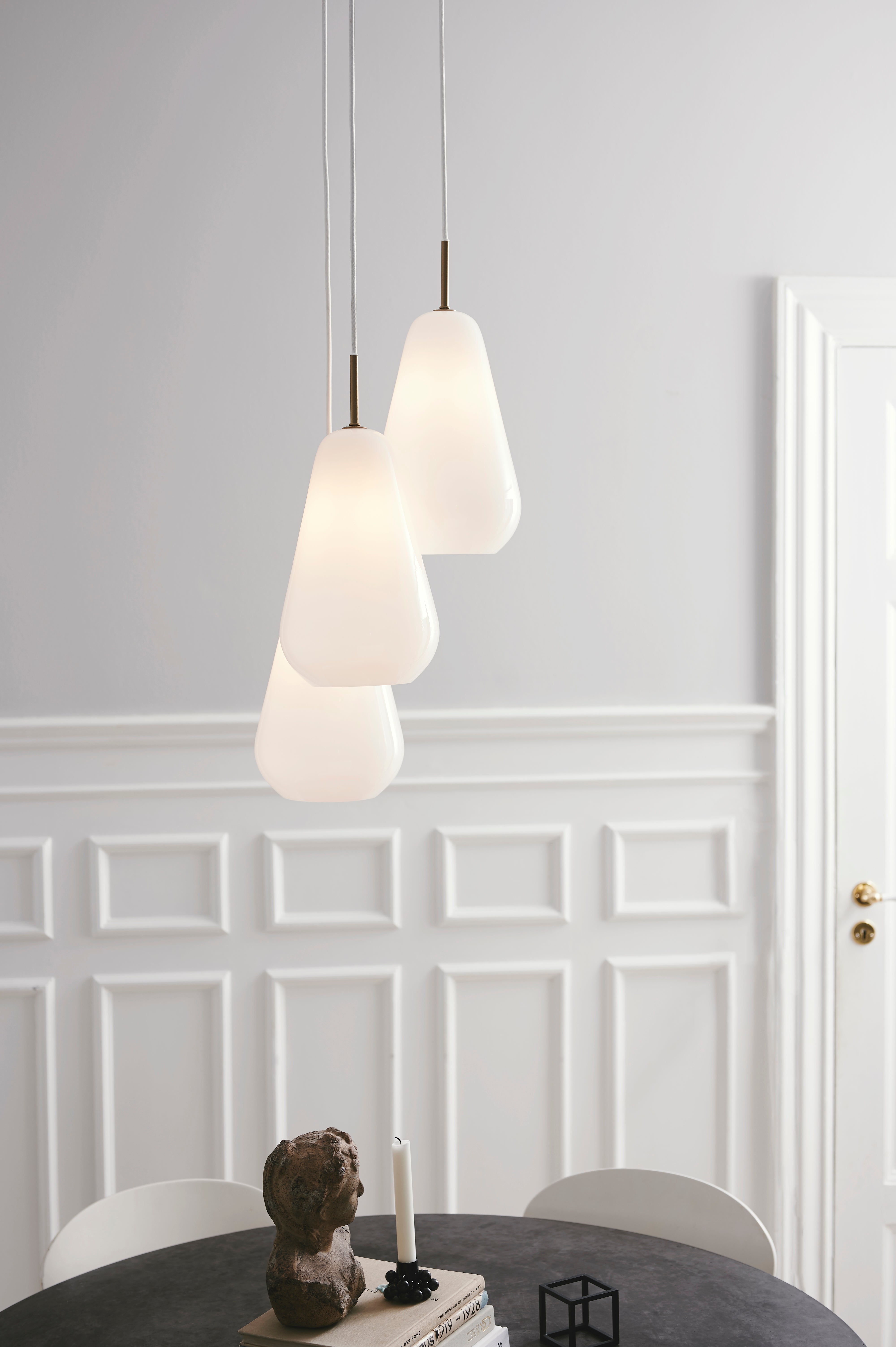 Pendelleuchte ANOLI 3 gold mit opalem Glas