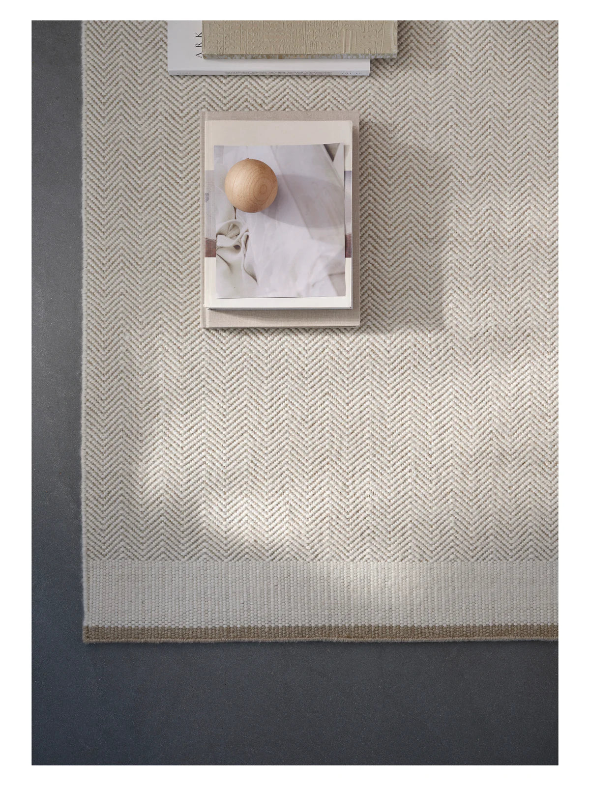 Stratum Teppich echo weiß