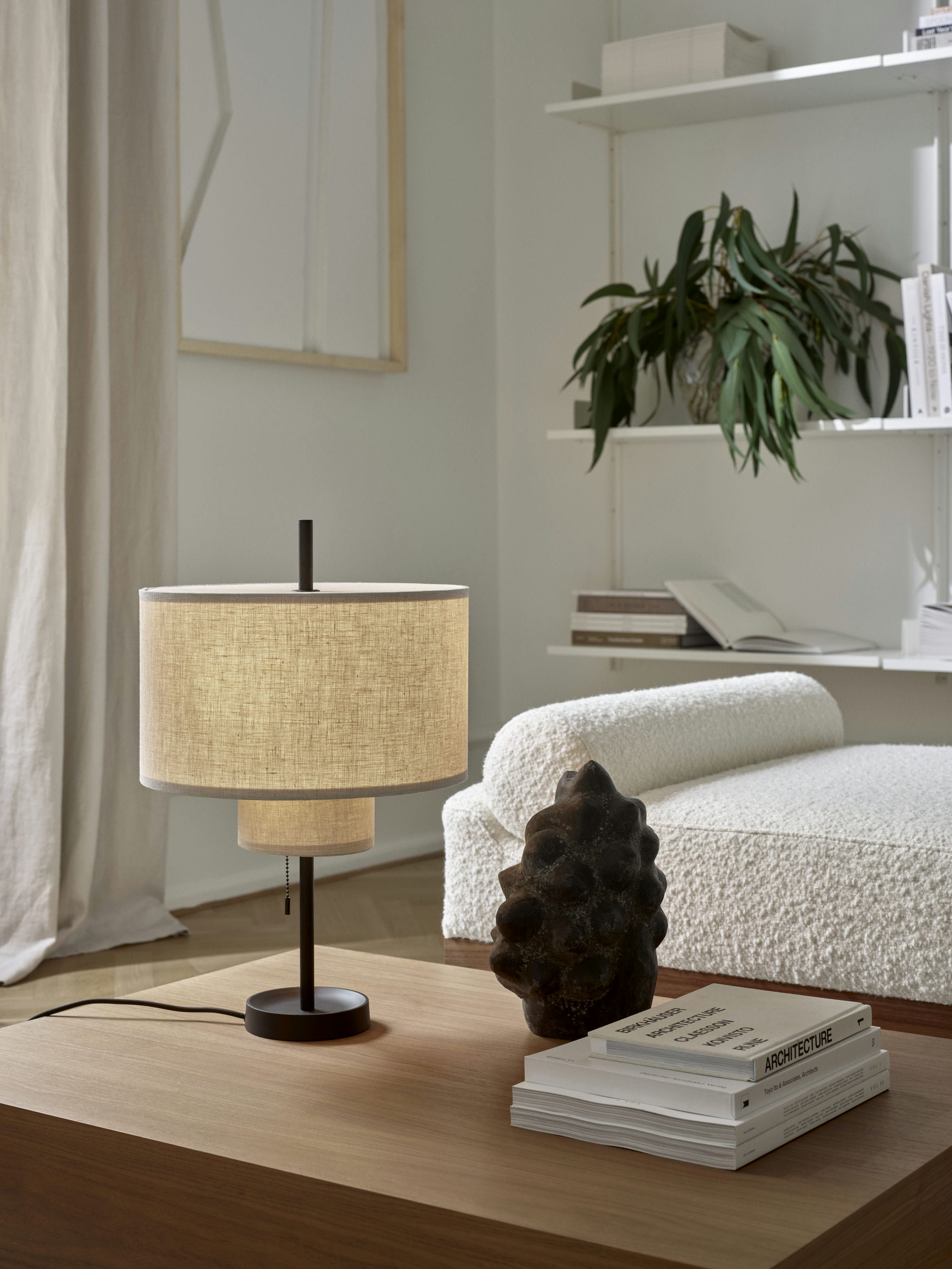 Beige margin table lamp