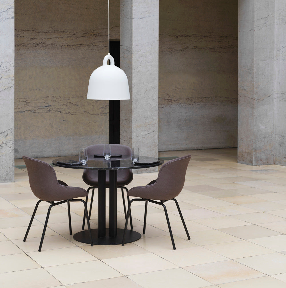 Hyg chair upholstered with a black base