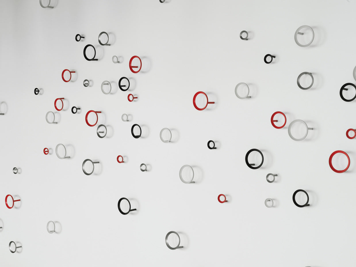LOOP black hanger