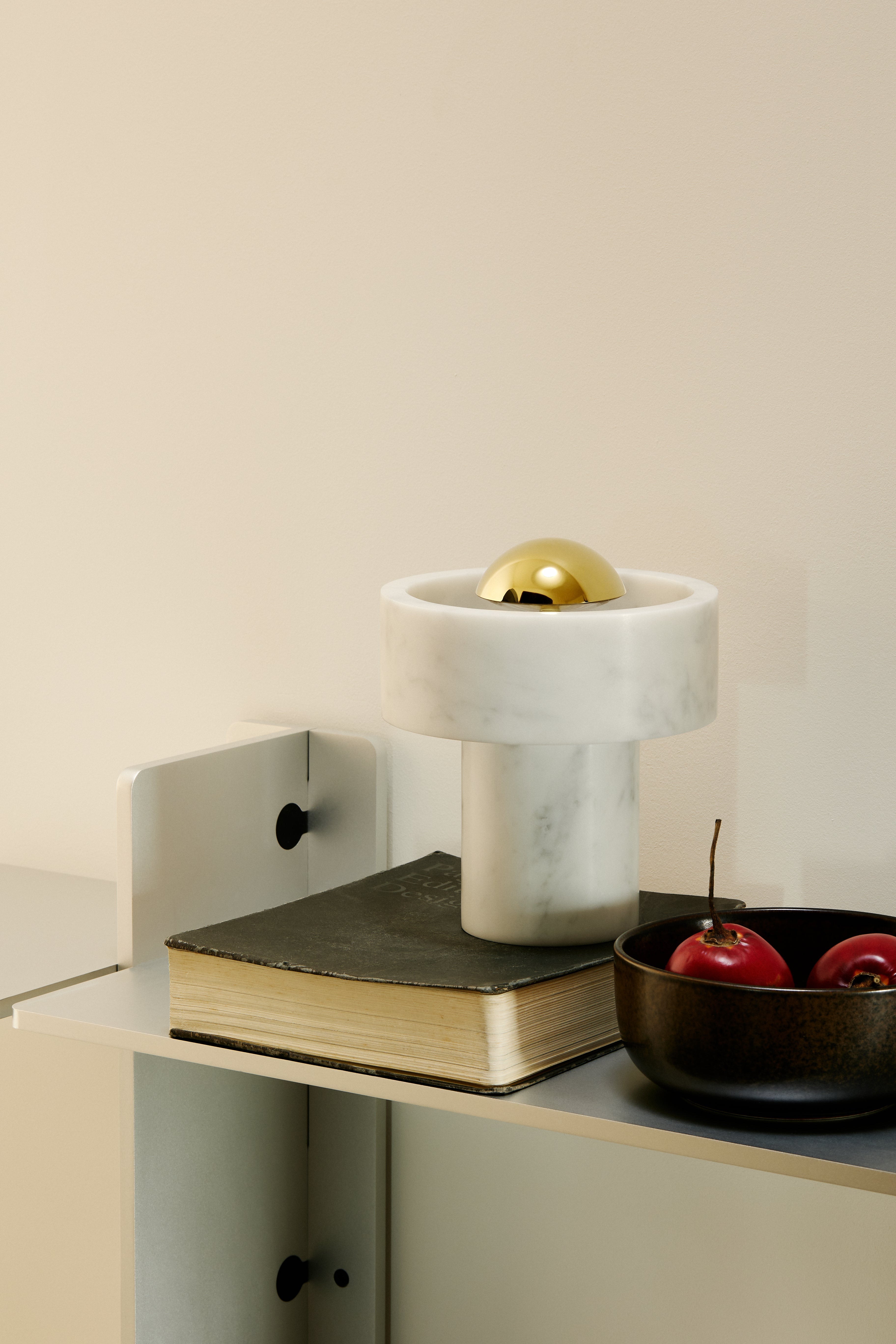 Portable lamp stone marble with golden finish