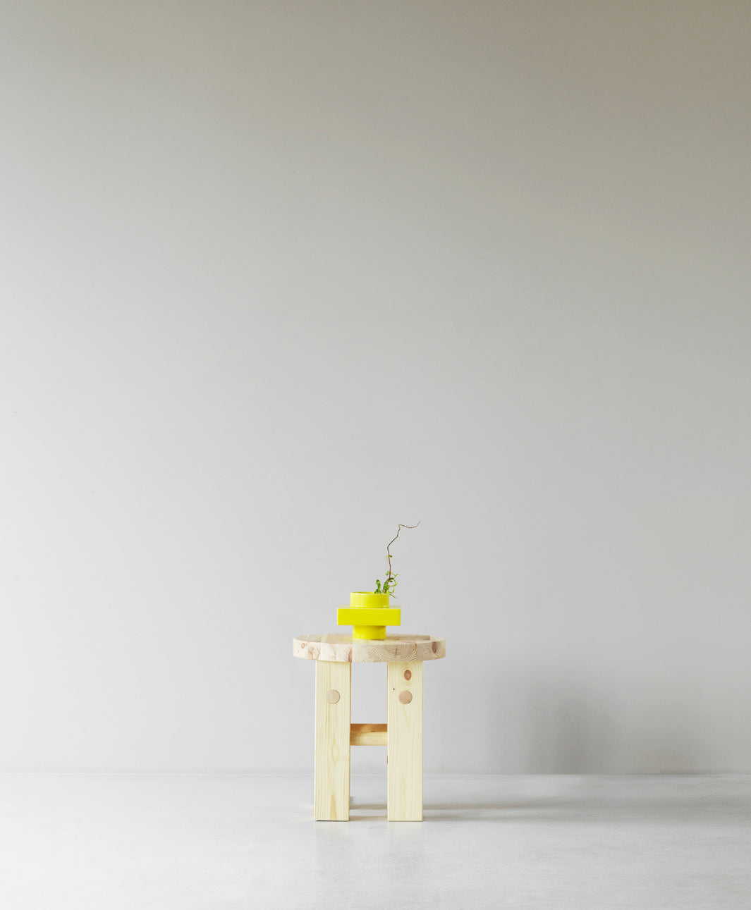 DEKO OBJECT lemon yellow vase