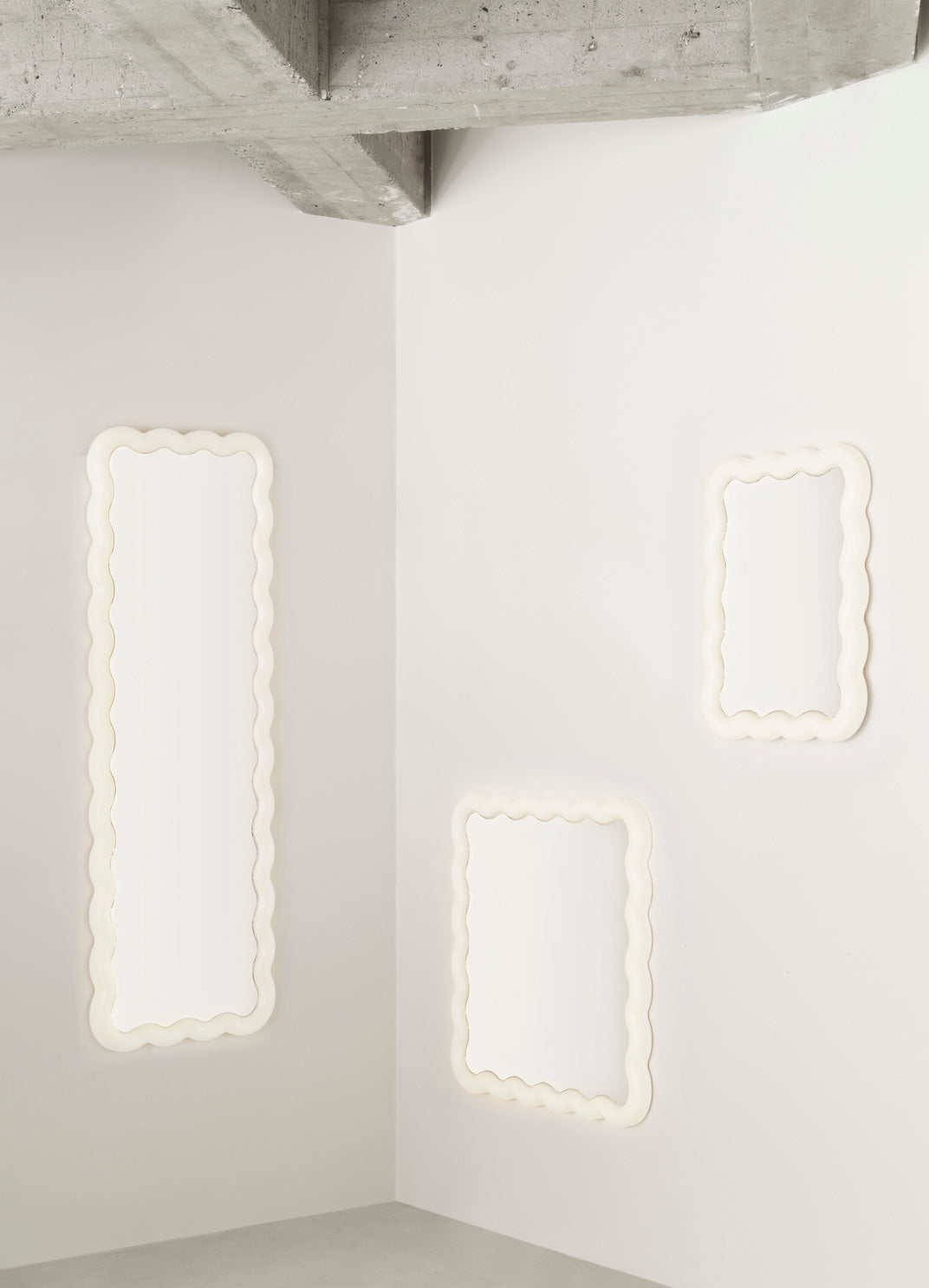 Illu illuminated mirror white frame