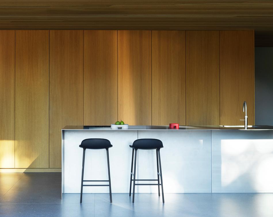 Black Hocker Form