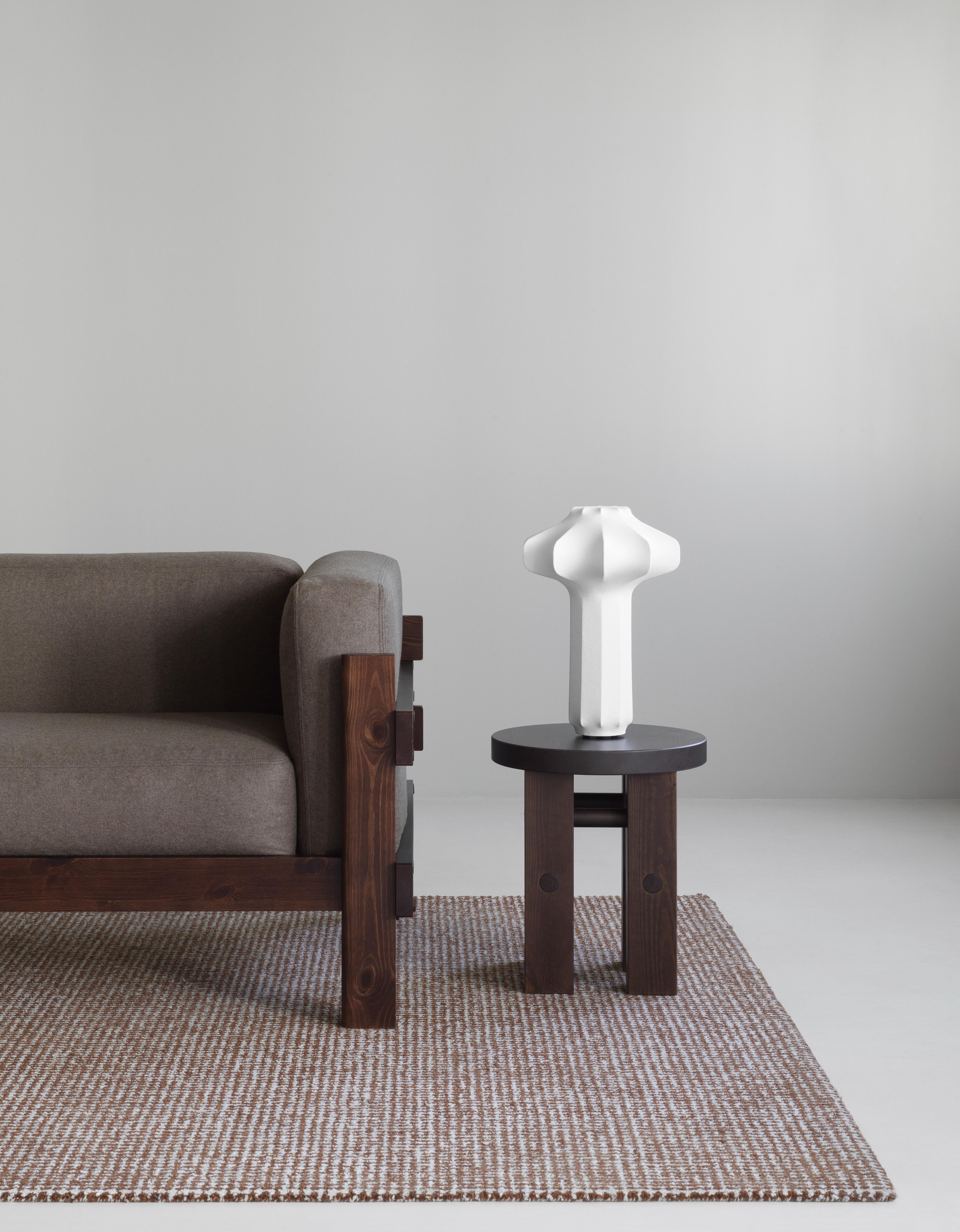 PHANTOM white table lamp