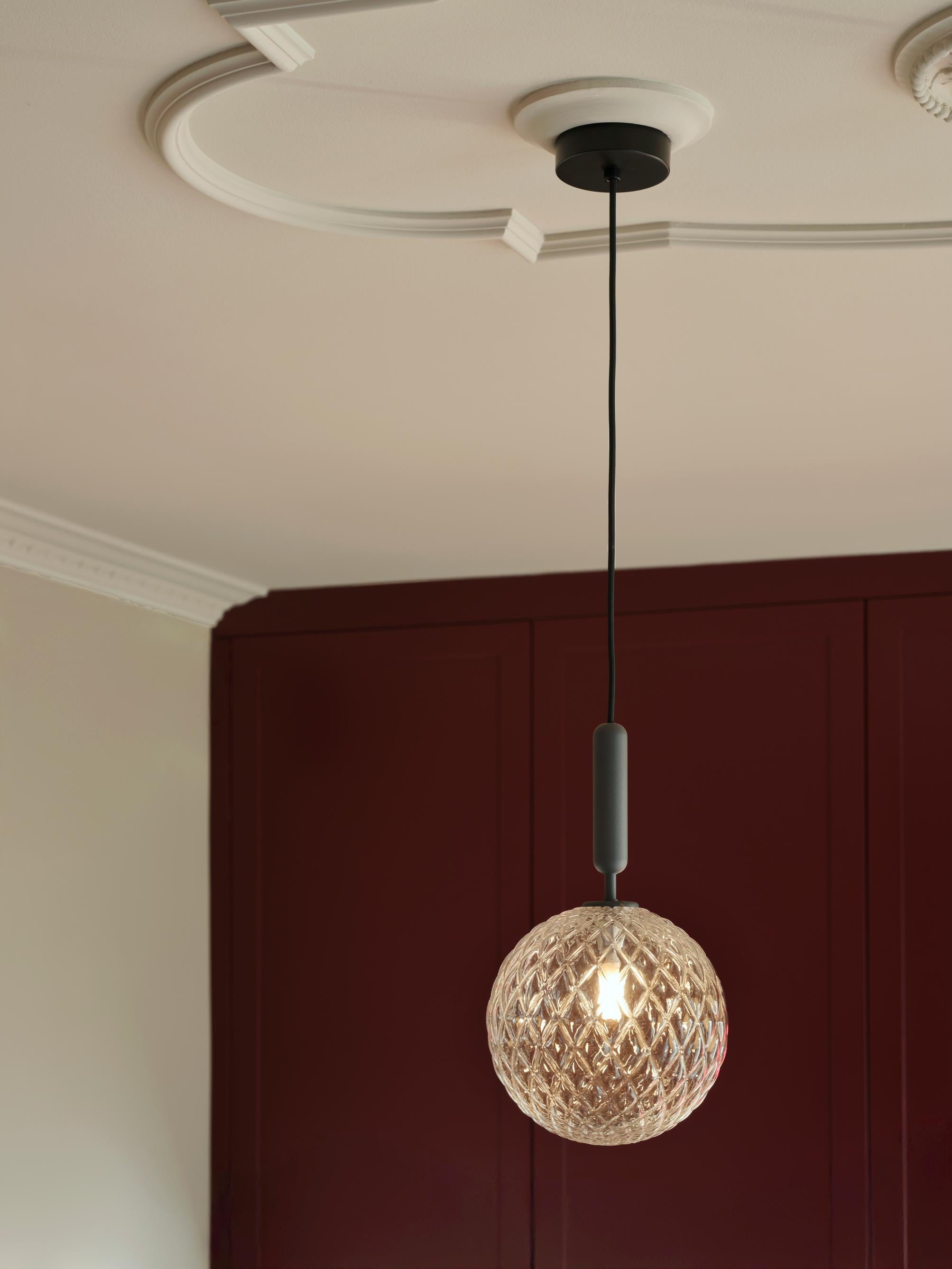 Pendelleuchte MIIRA graphit mit transparentem Glas
