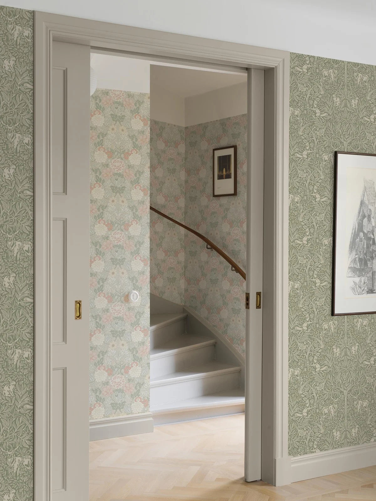 Wallpaper with a botanical pattern and forest theme UNDER THE ELDER TREE green with white