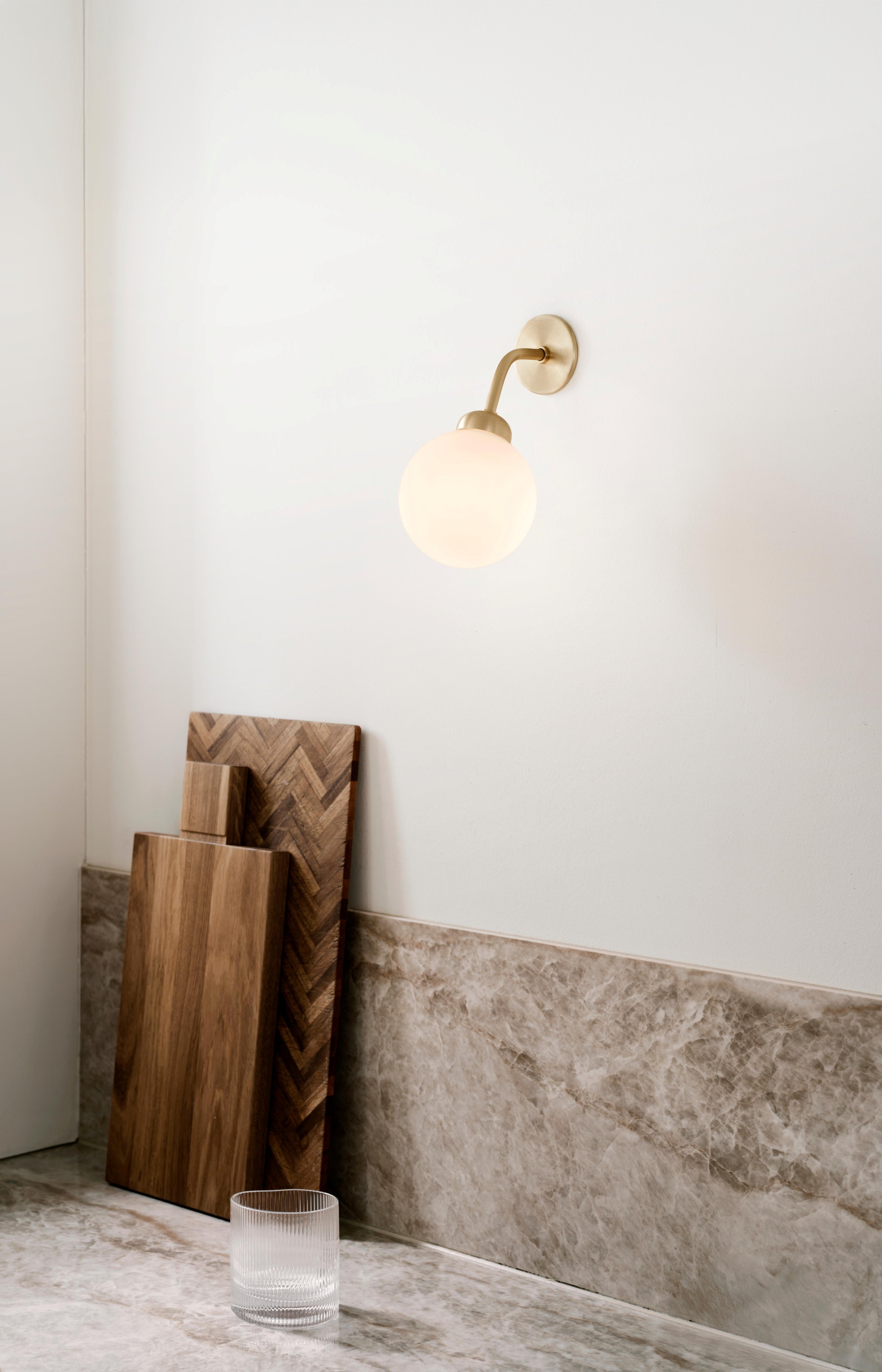 APIALES Wall Lamp in Brass with Opal Glass