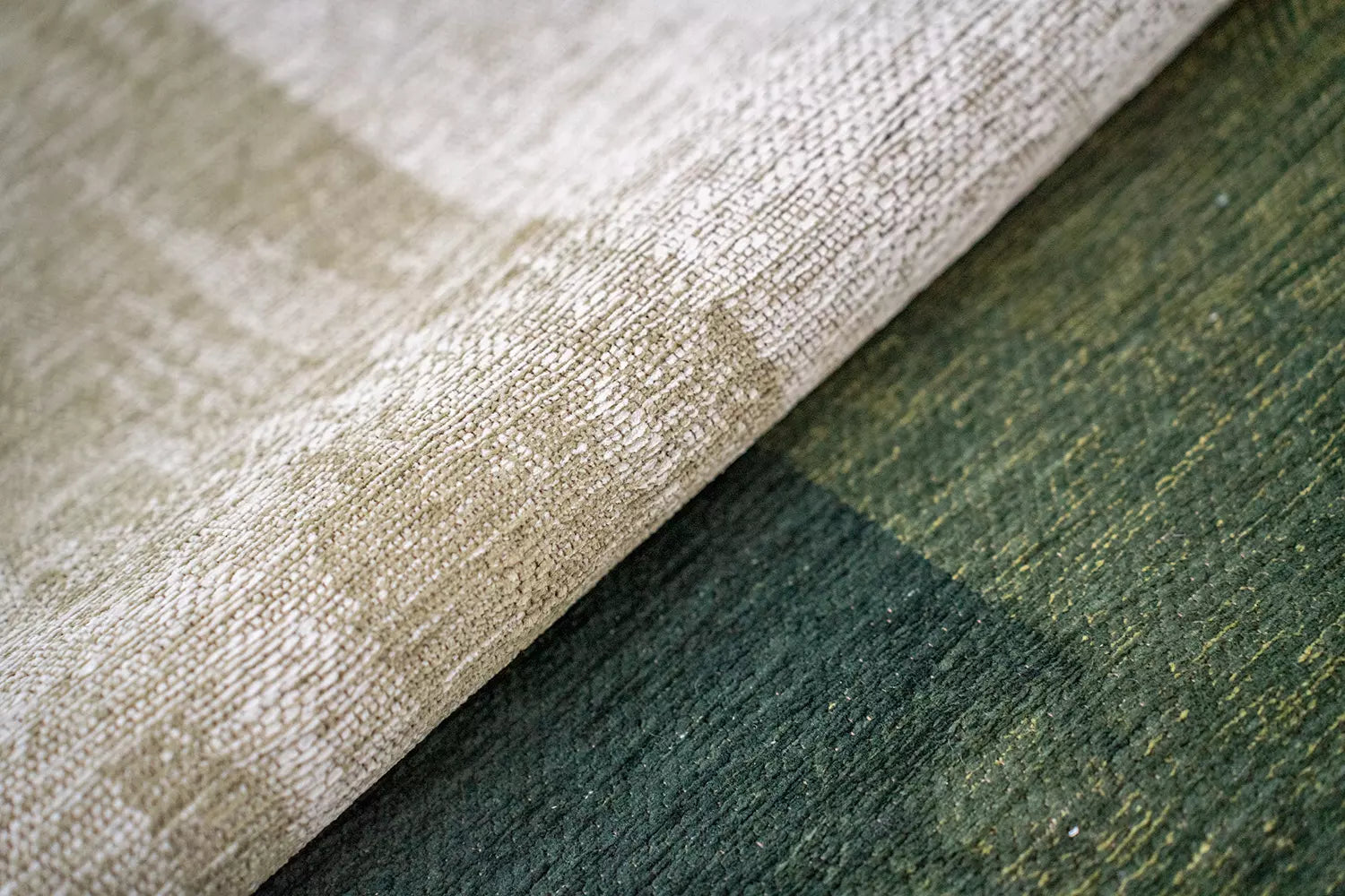 Runder Teppich SENDAI grün mit Weiß