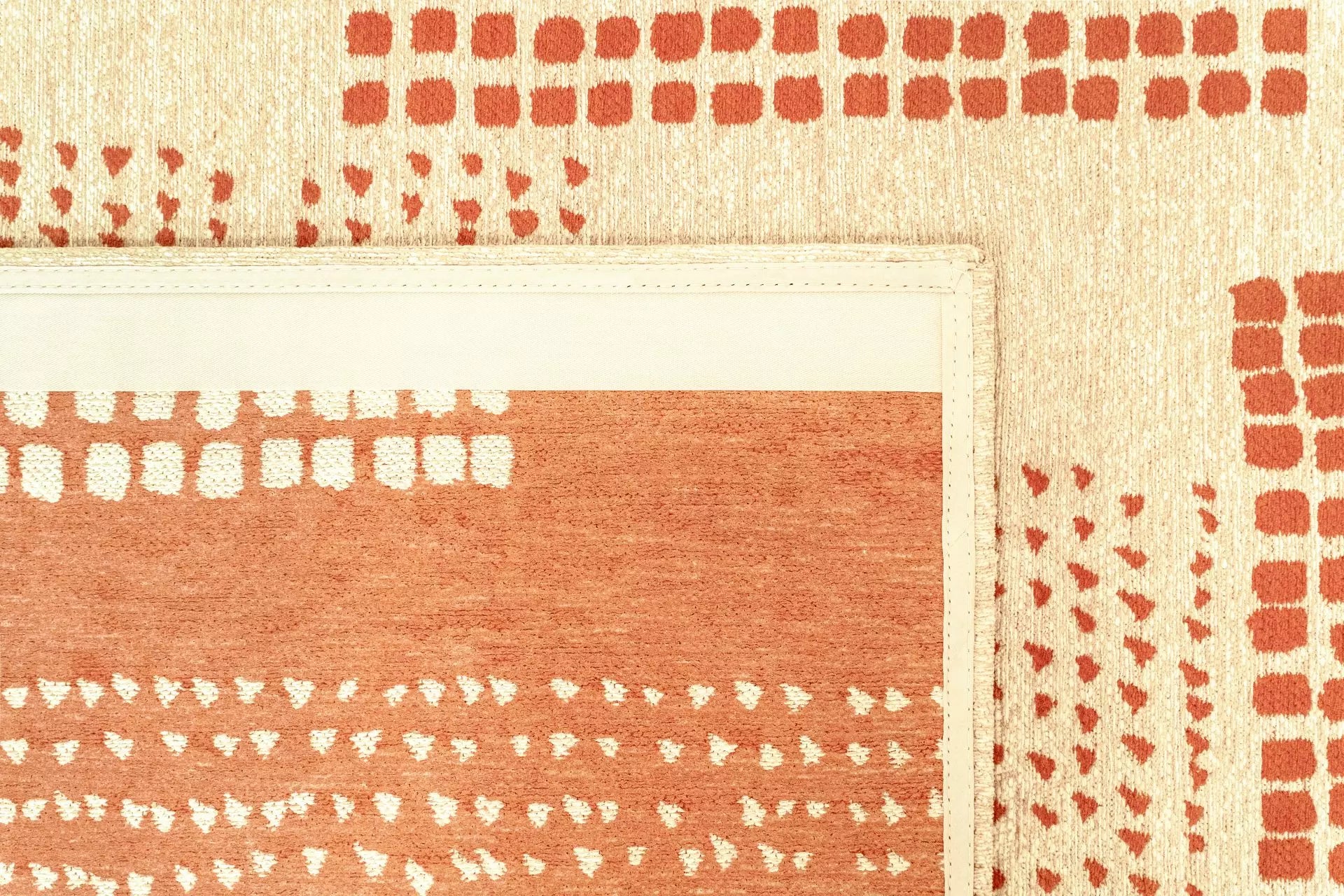 Beige ZEN rug with orange