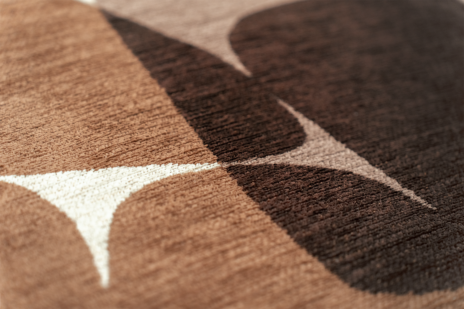 Teppich STONES beige mit braunem und kaffeefarbenem