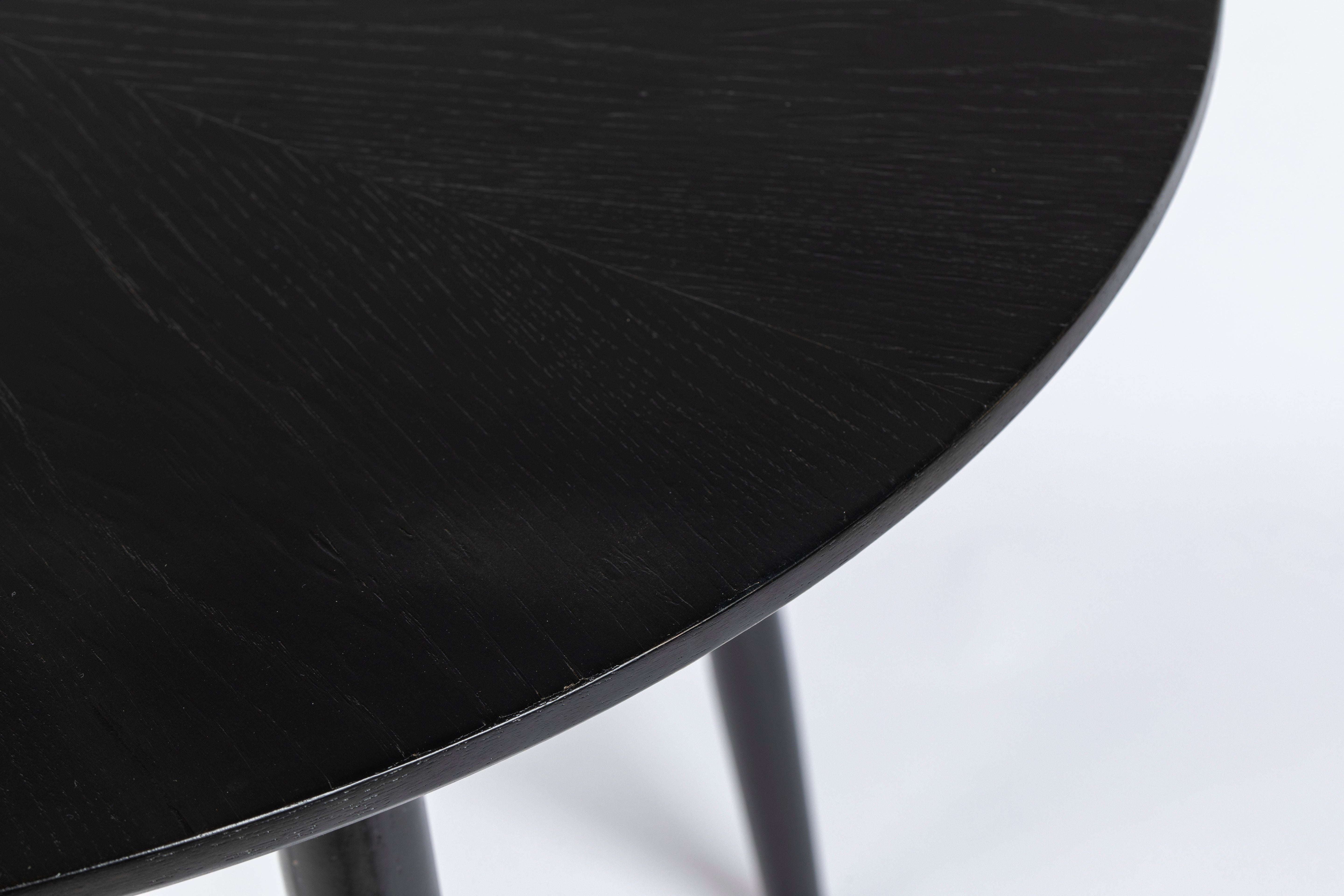 Fabio round table black oak veneer