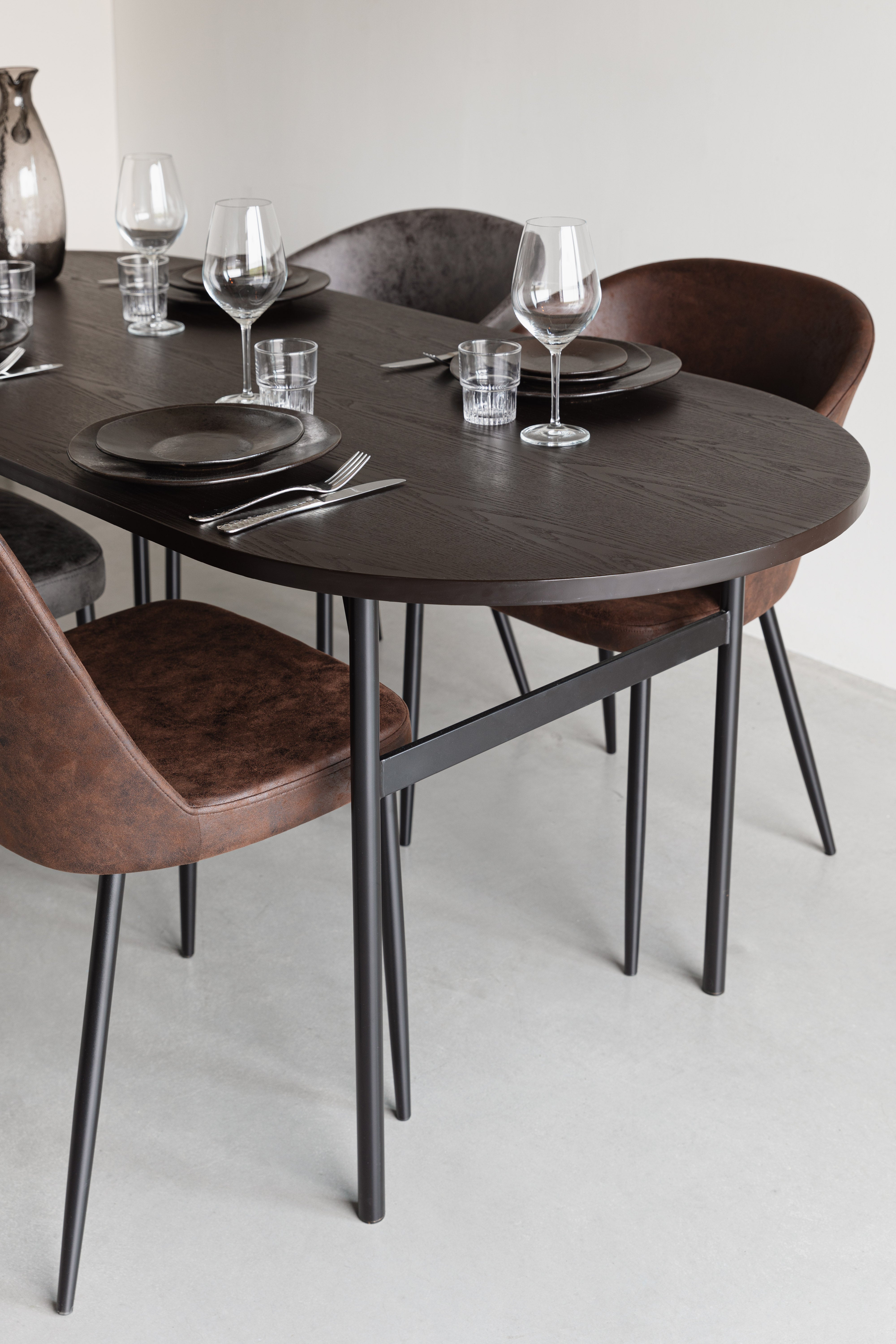 Black marcio table