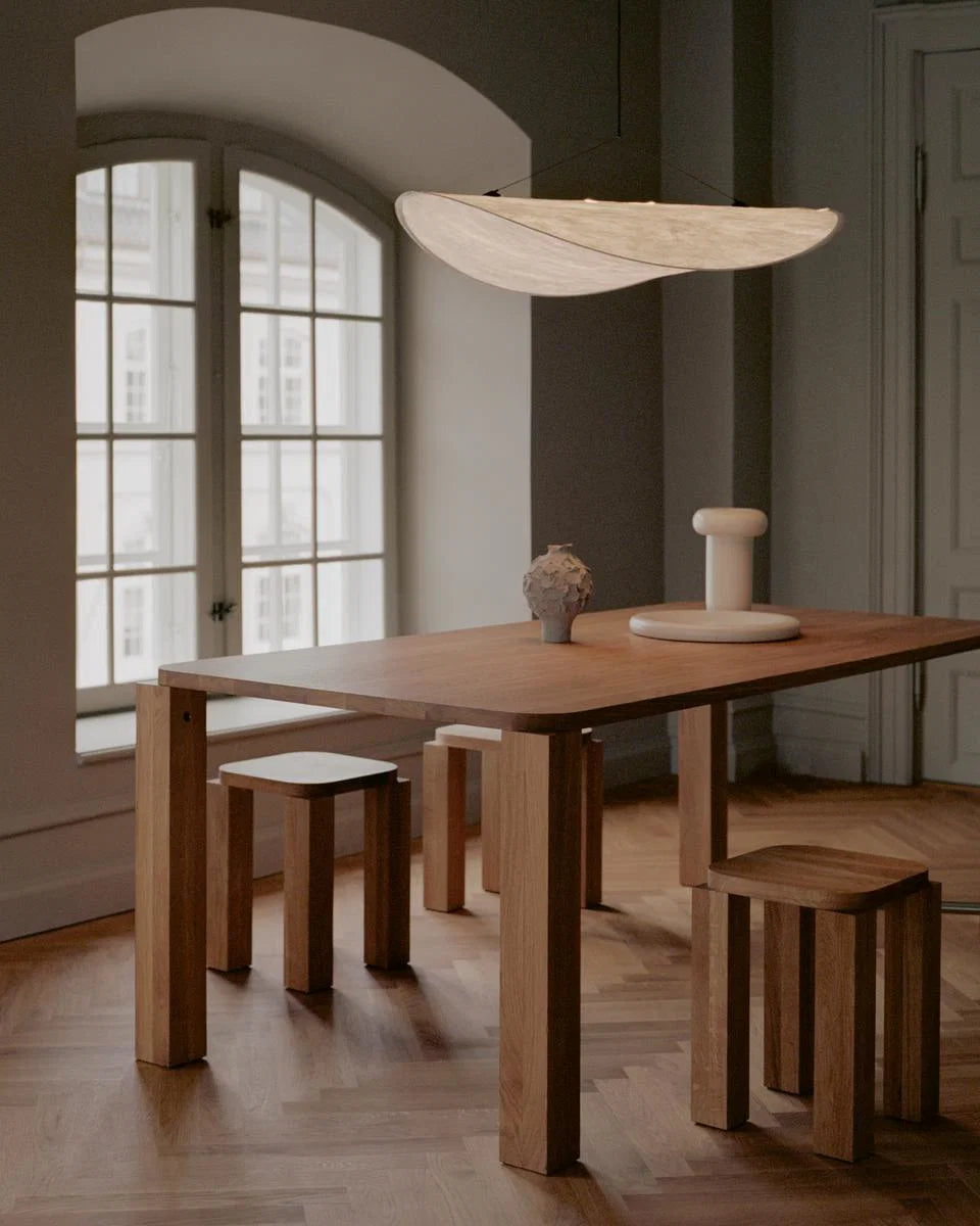 Weiße angespannte Hanglampe