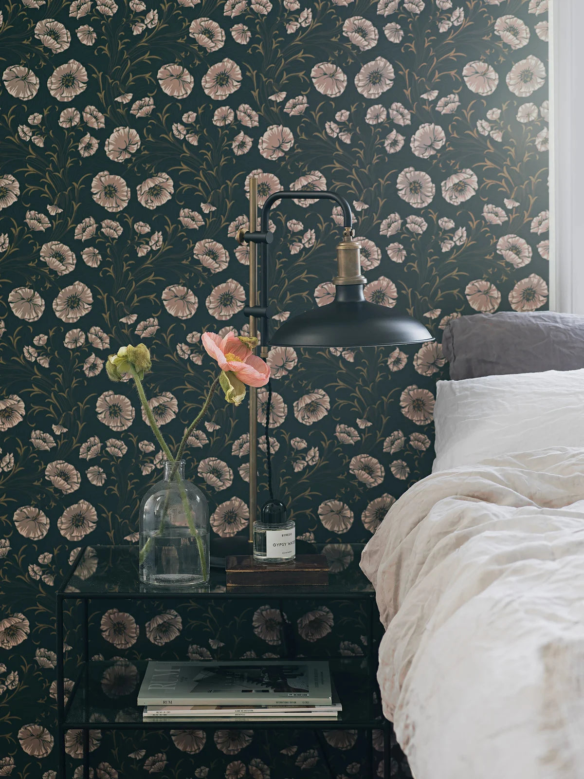 Tapete mit Pflanzenmotiv Blumen POPPY FLOW dunkelgrün mit beige