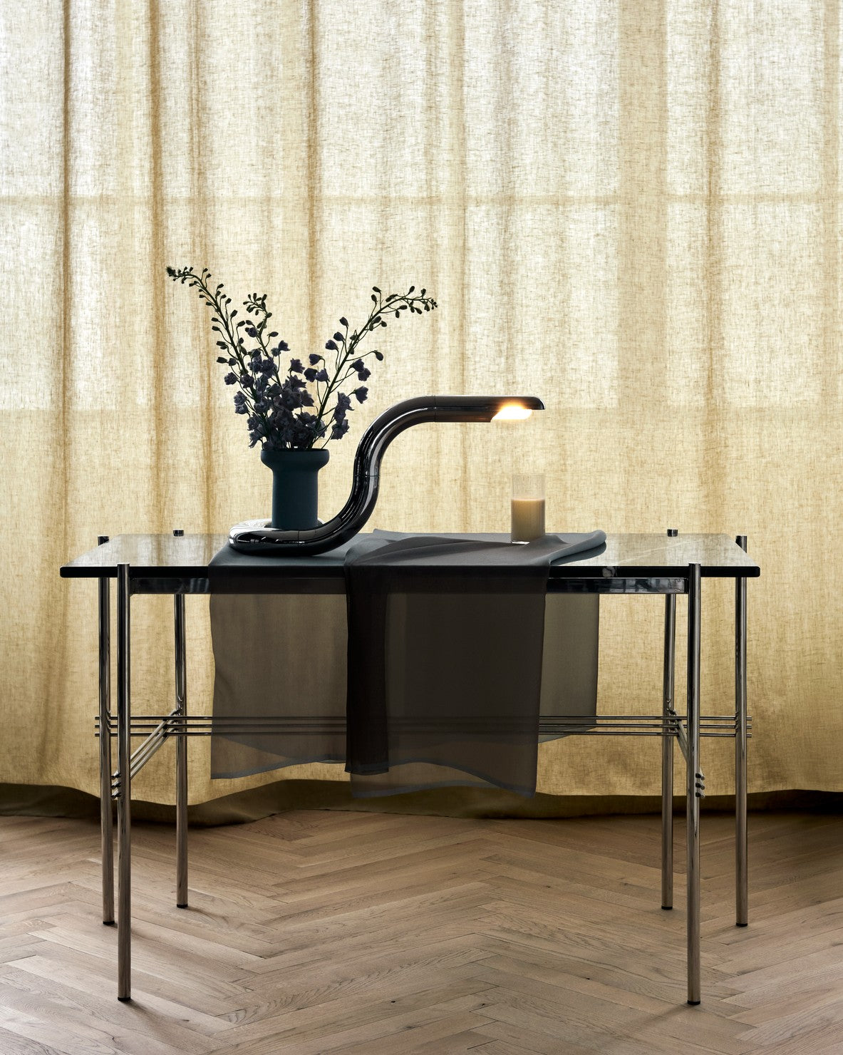 TS desk black marble with black base