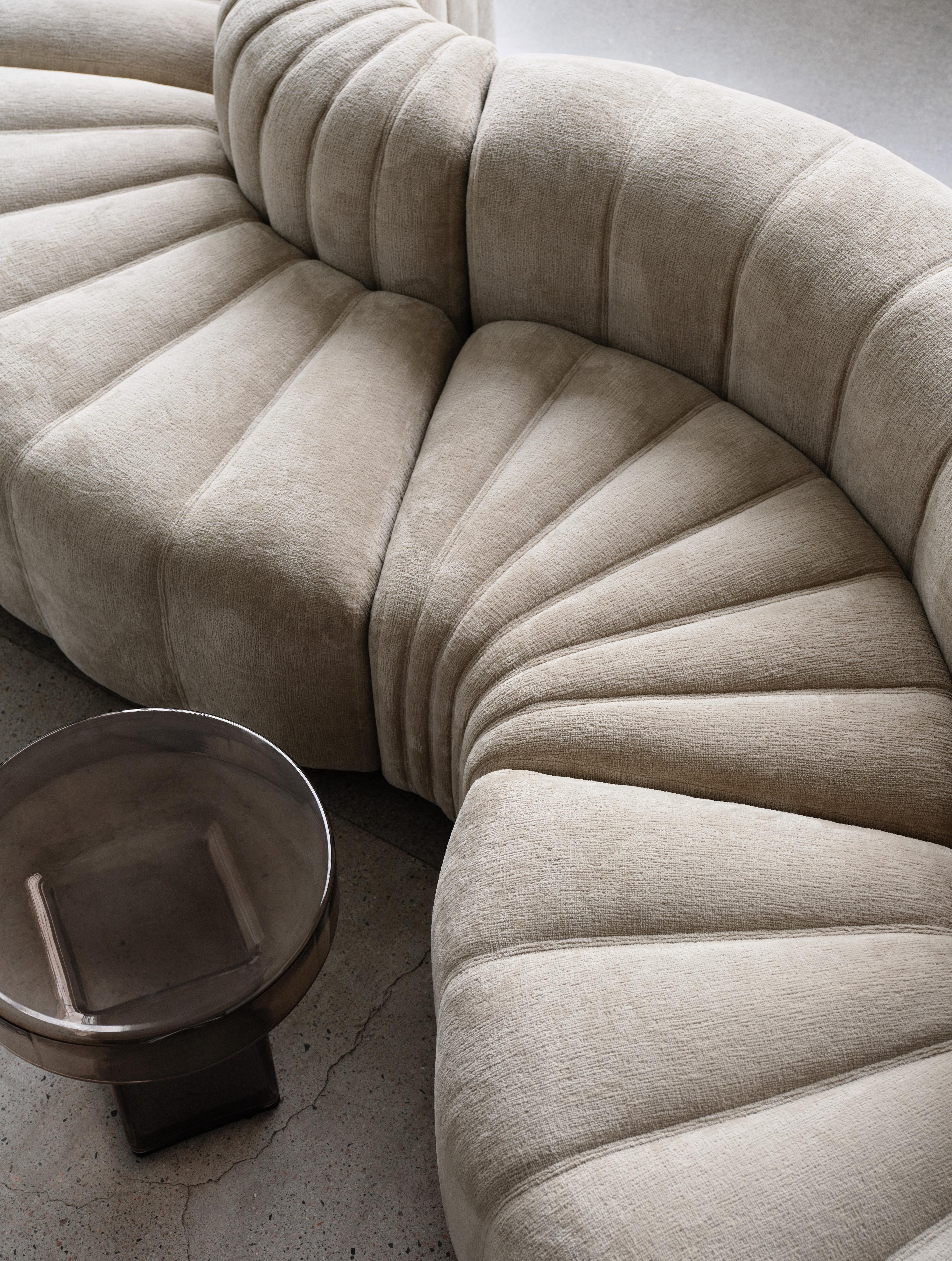 Beistelltisch NAKED rauchiges Glas