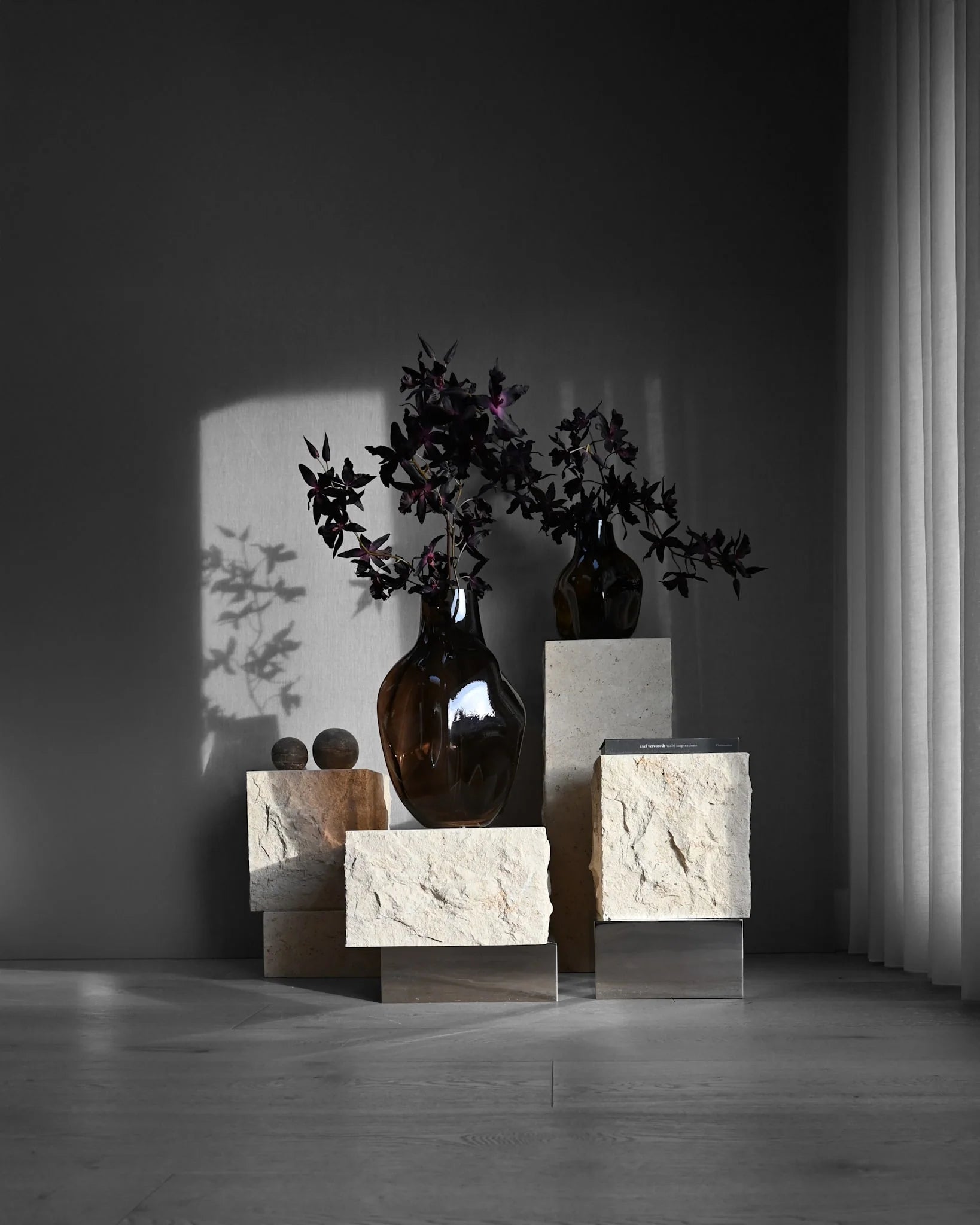 BAKKU Vase braunes Glas