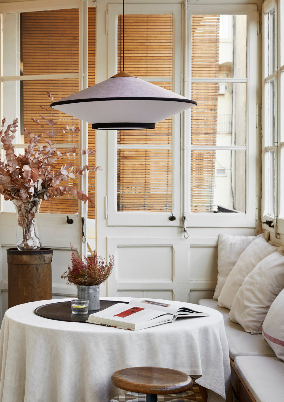 Powder pink pendant lump lamp