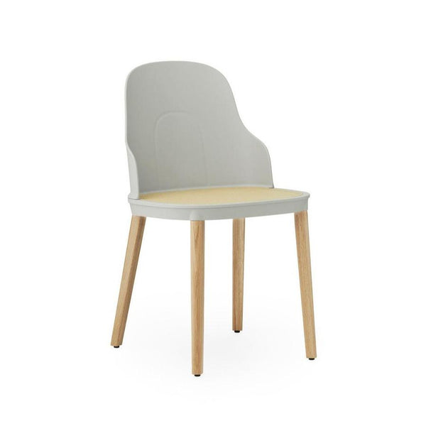 Stuhl Allez warmes Grau mit Wicker und Eichenbasis