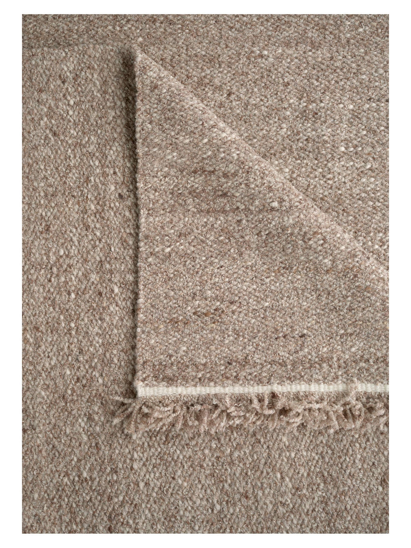 PEACEFUL PARITY carpet in caramel